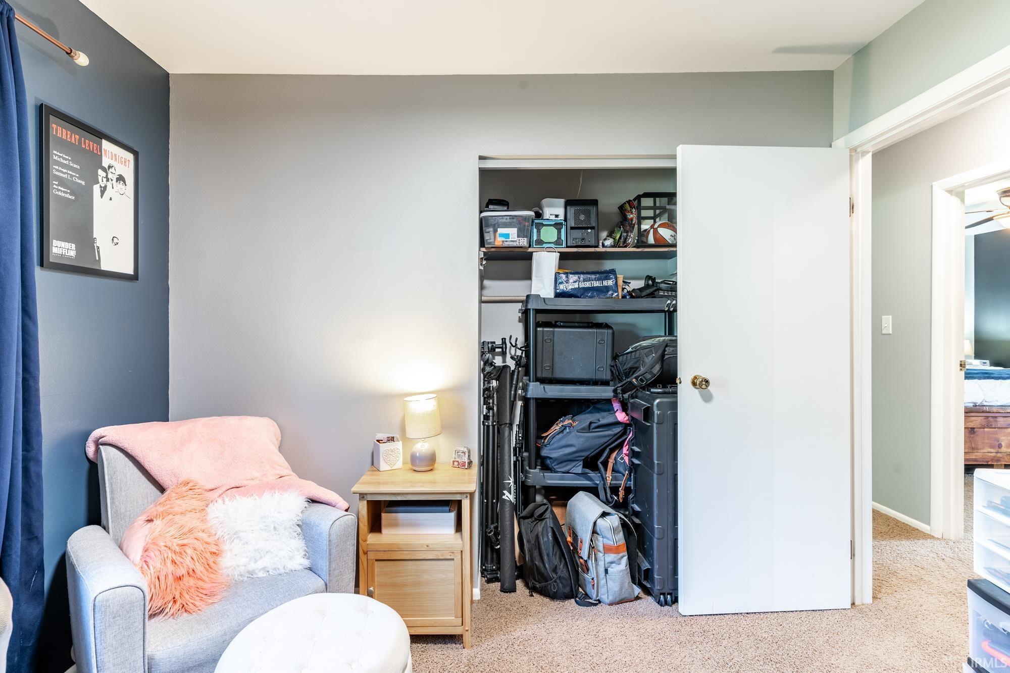 4534 Woodway