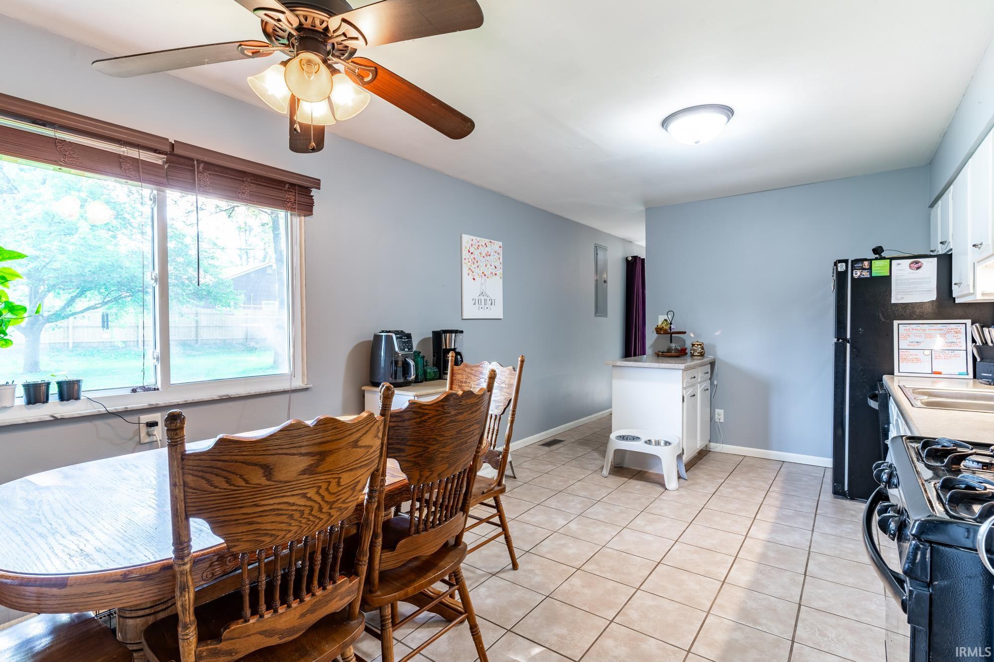 4534 Woodway