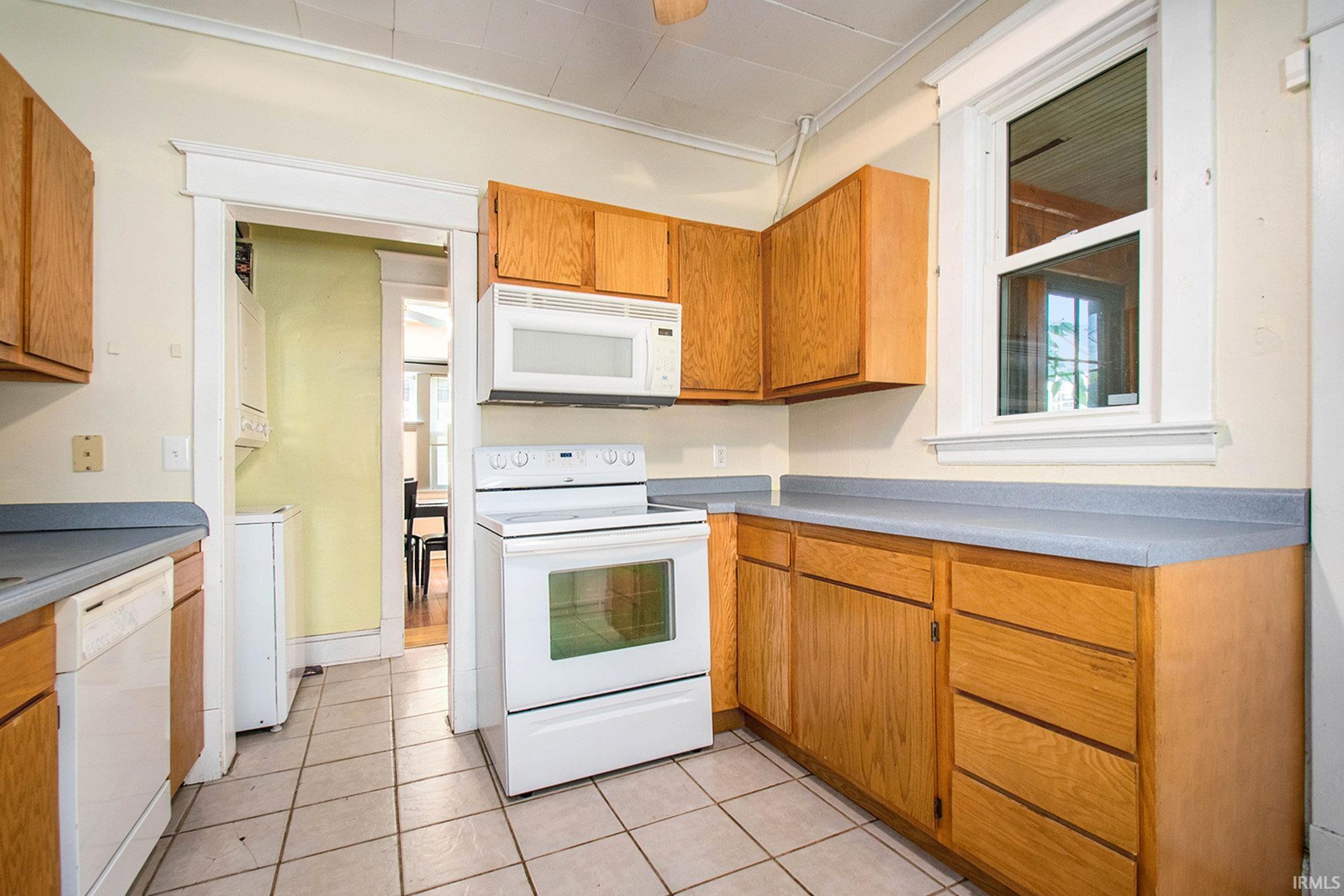709 Riverside