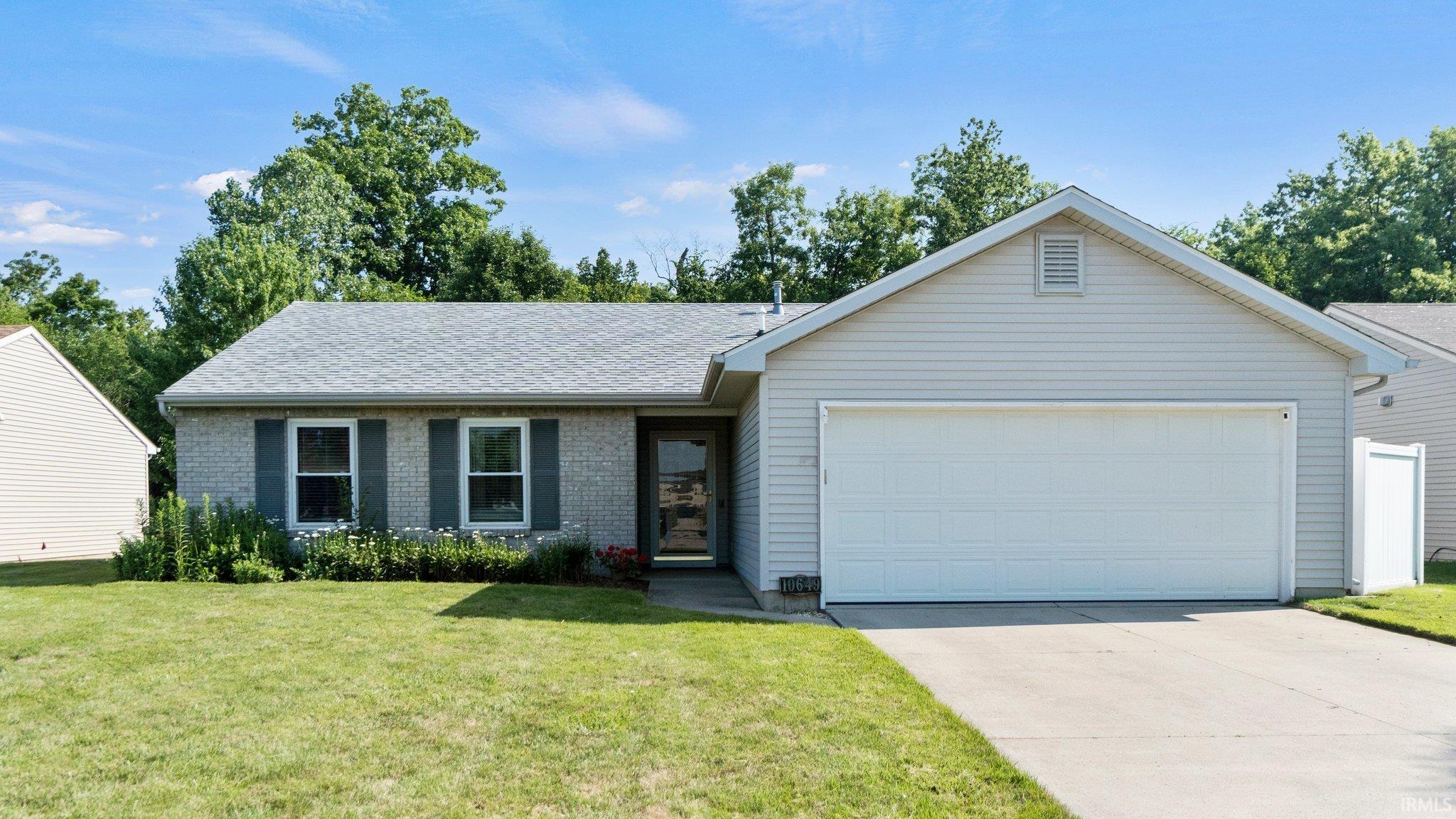 10649 Graystone