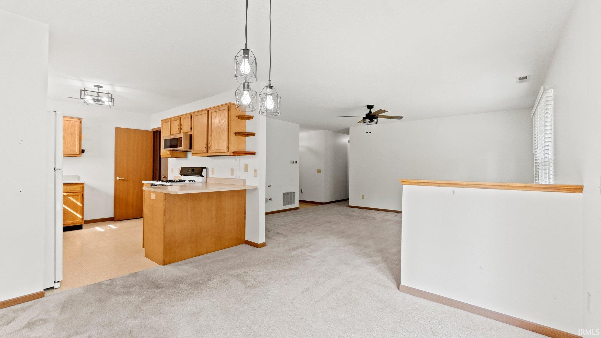 10649 Graystone