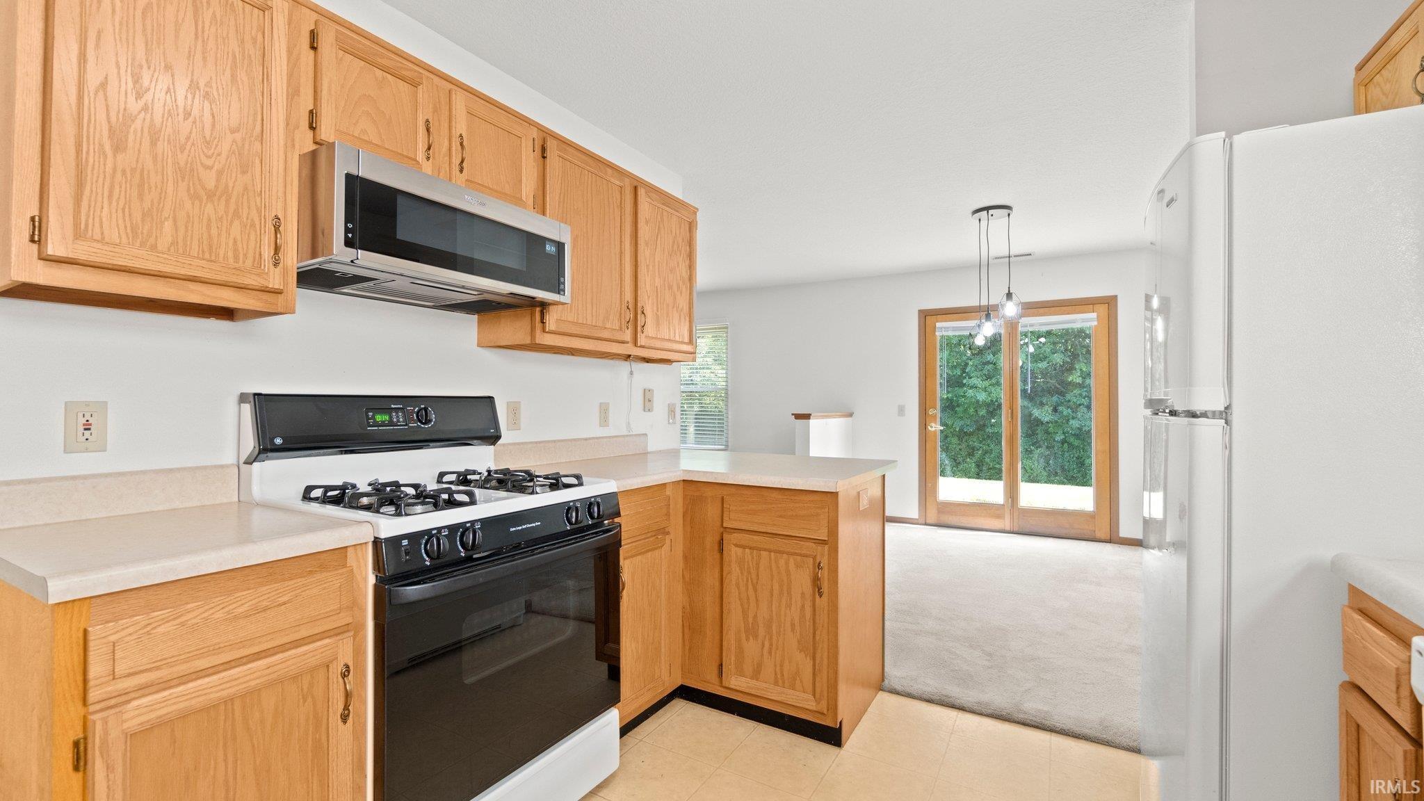 10649 Graystone