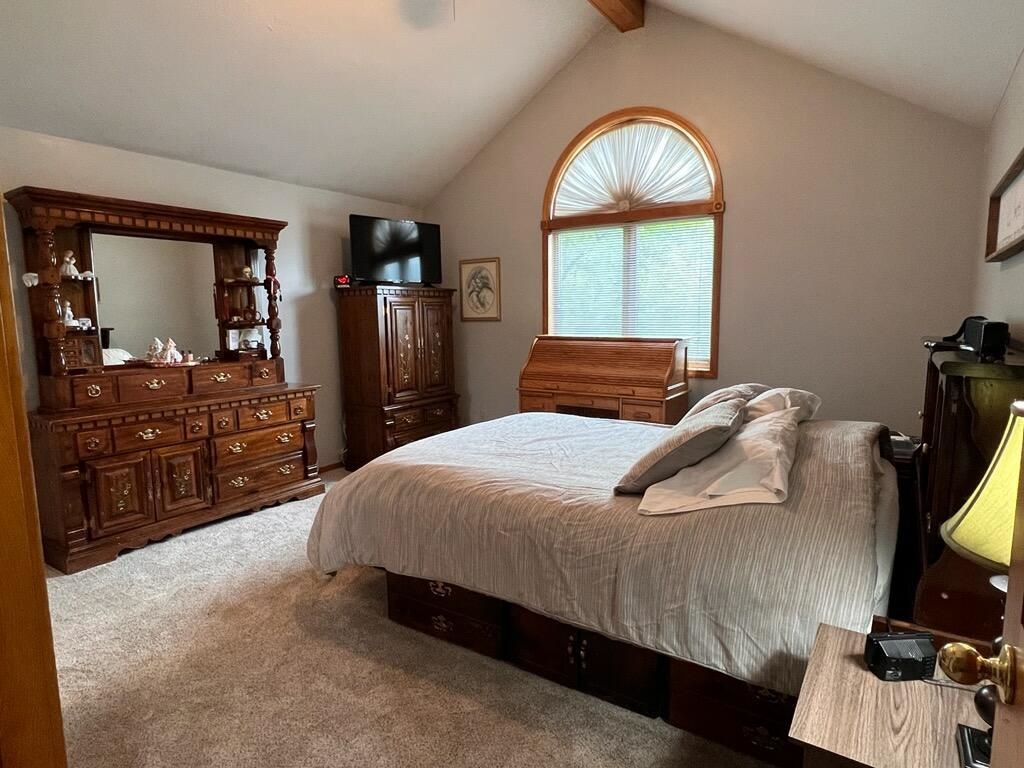 5101 Holly Oak