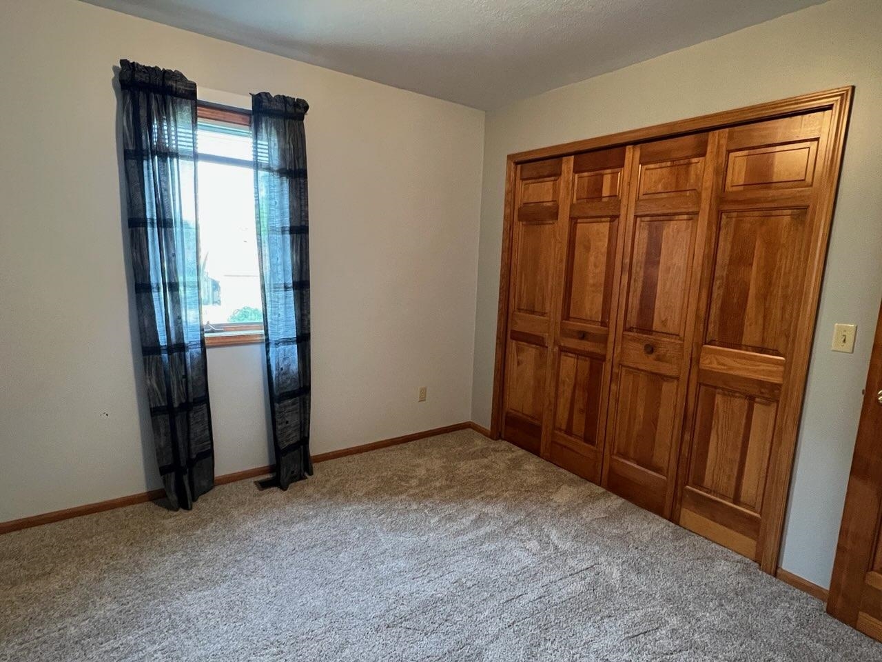 5101 Holly Oak