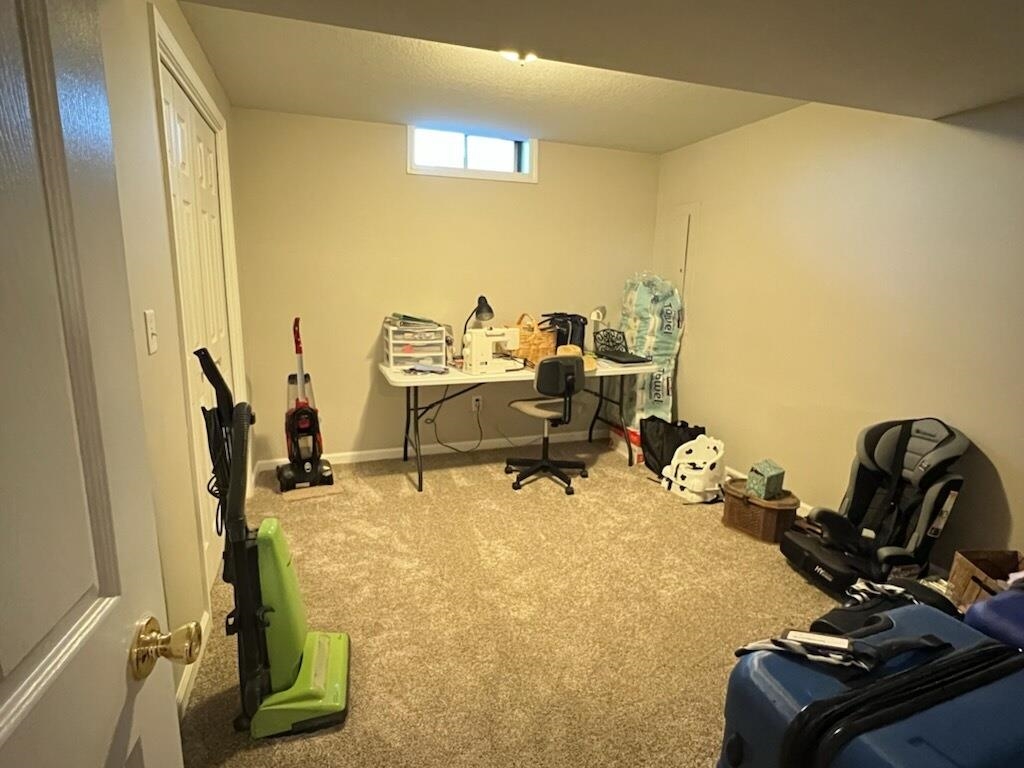 5101 Holly Oak