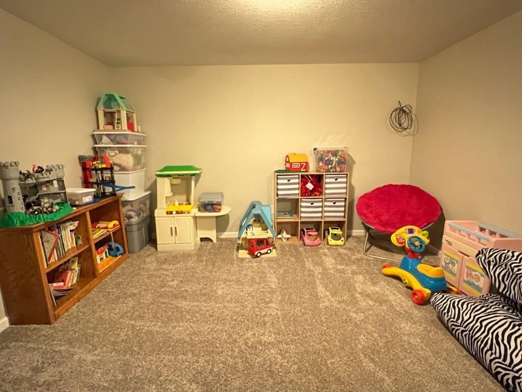 5101 Holly Oak