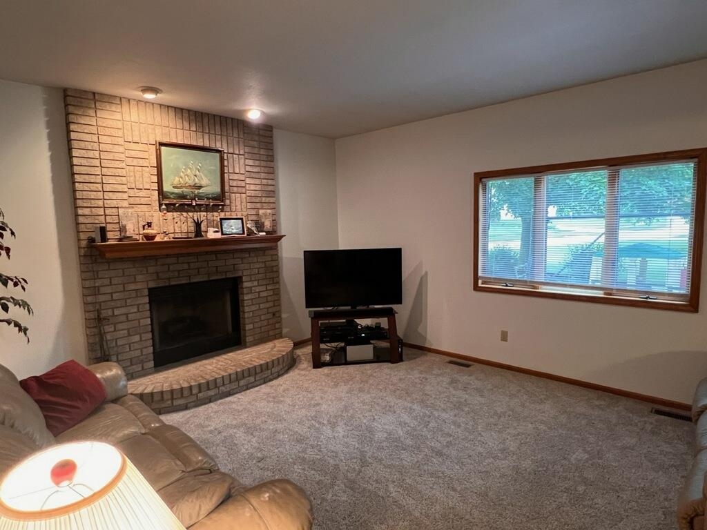5101 Holly Oak
