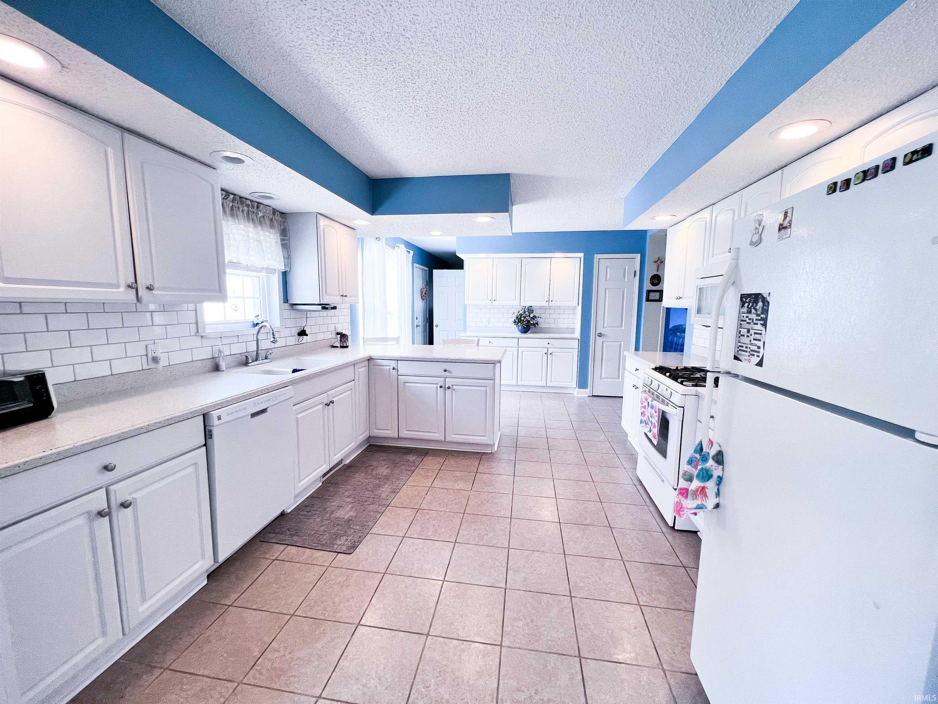 12350 Creek Bend