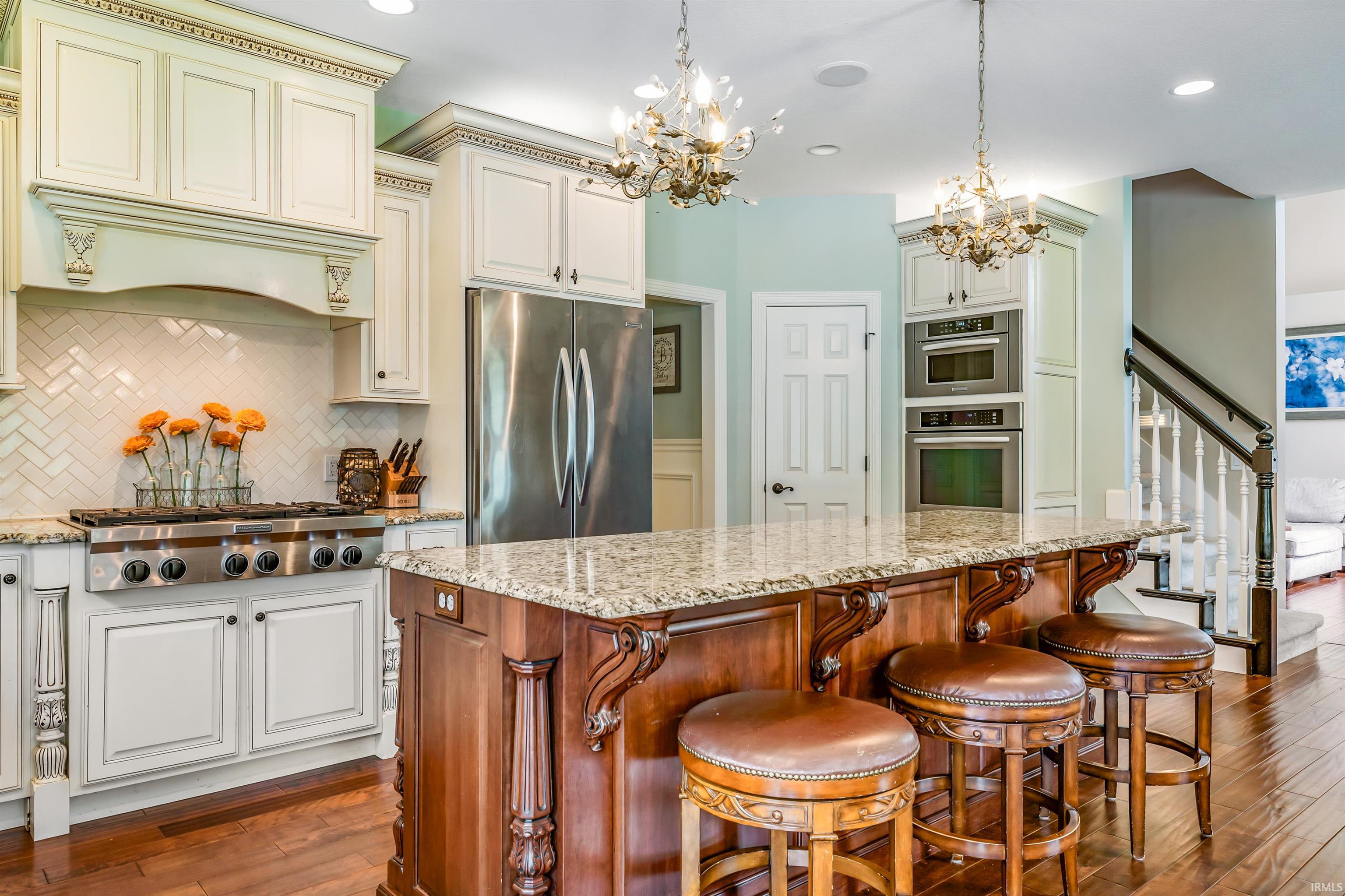 2730 Covington Manor