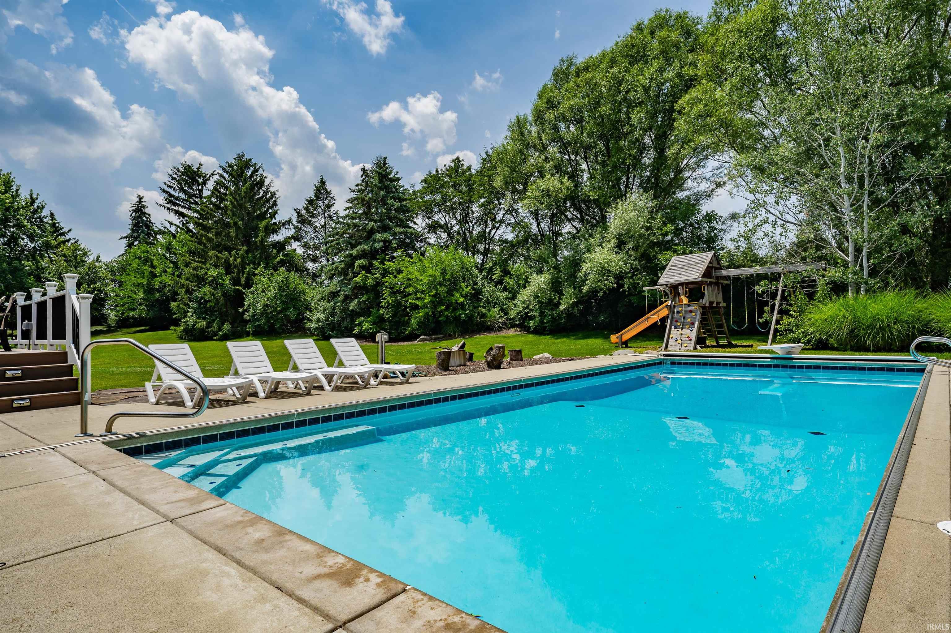 2730 Covington Manor