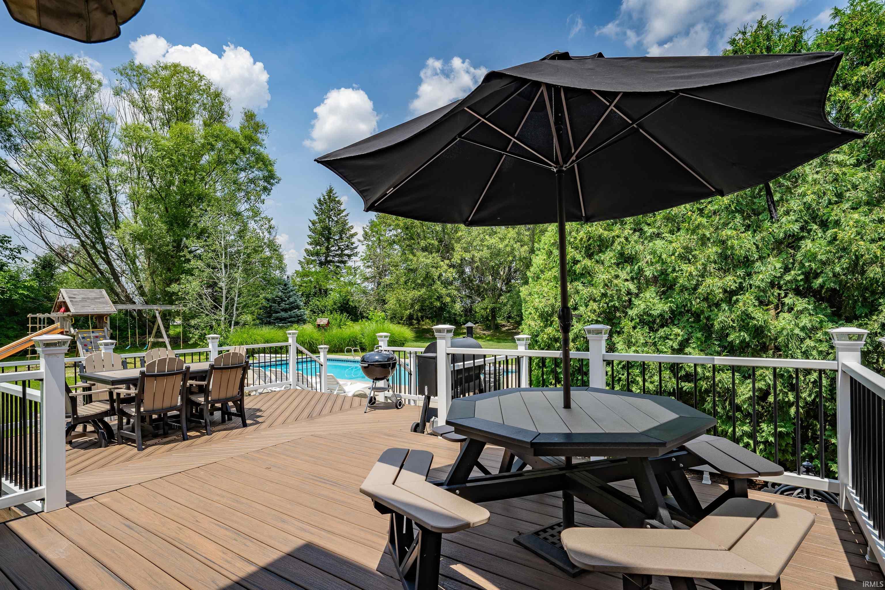 2730 Covington Manor