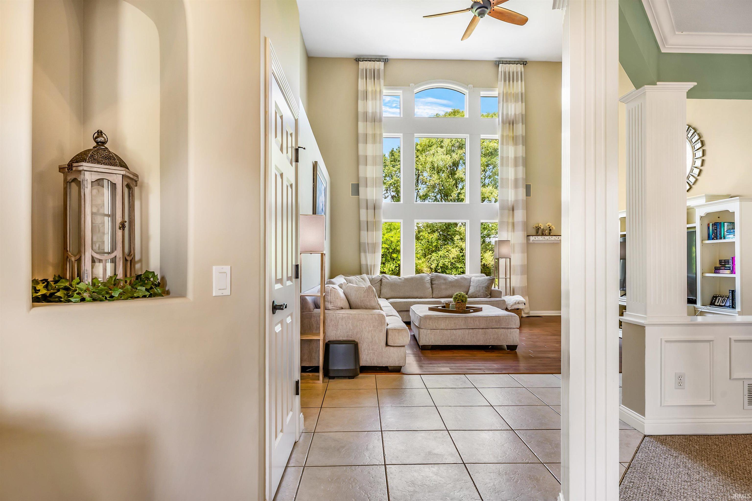 2730 Covington Manor