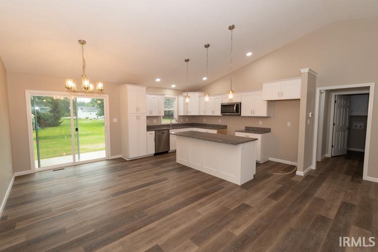 102 Pepper Ridge