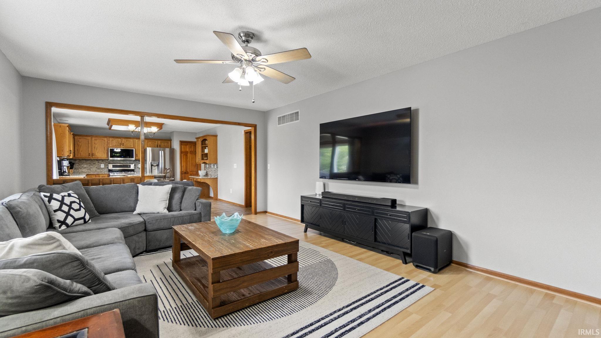 10724 Middleford