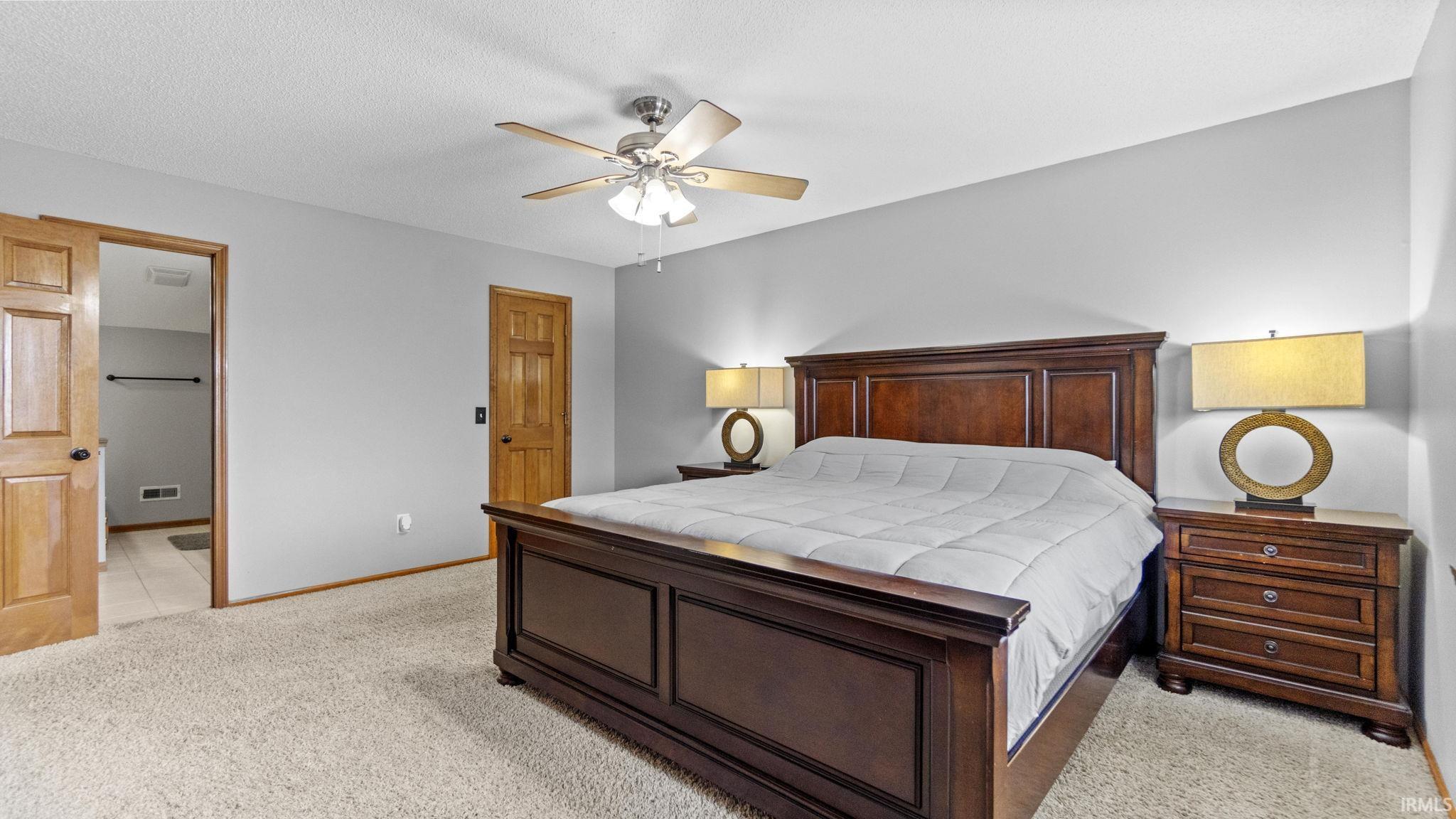 10724 Middleford