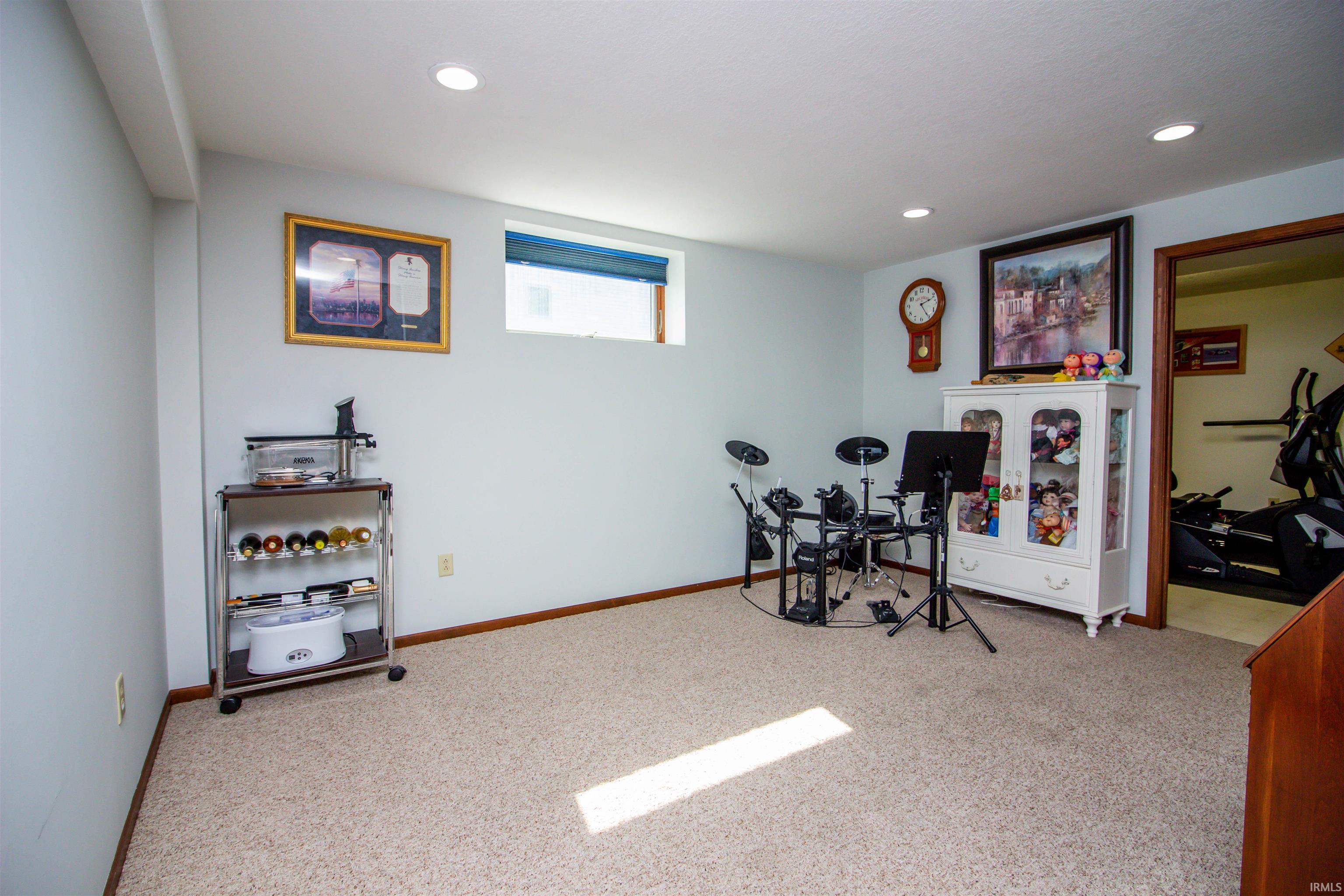 7740 Fibia Place-92