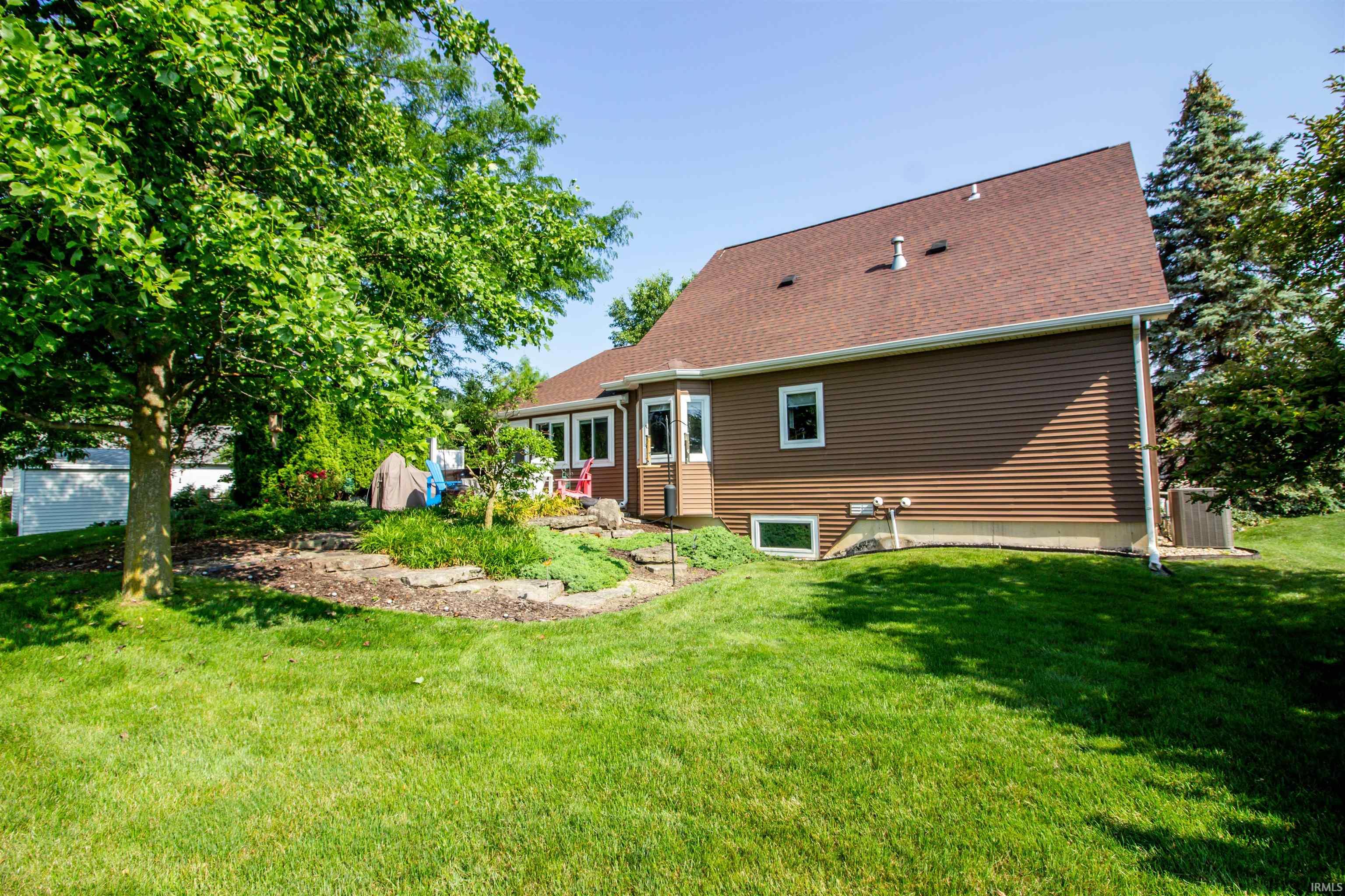 7740 Fibia Place-92