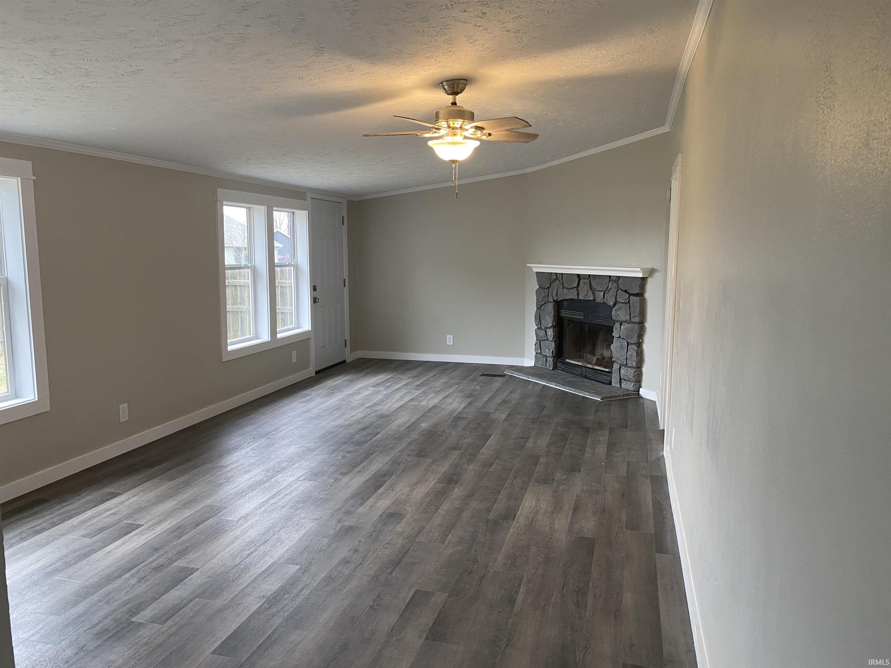 313 Weston
