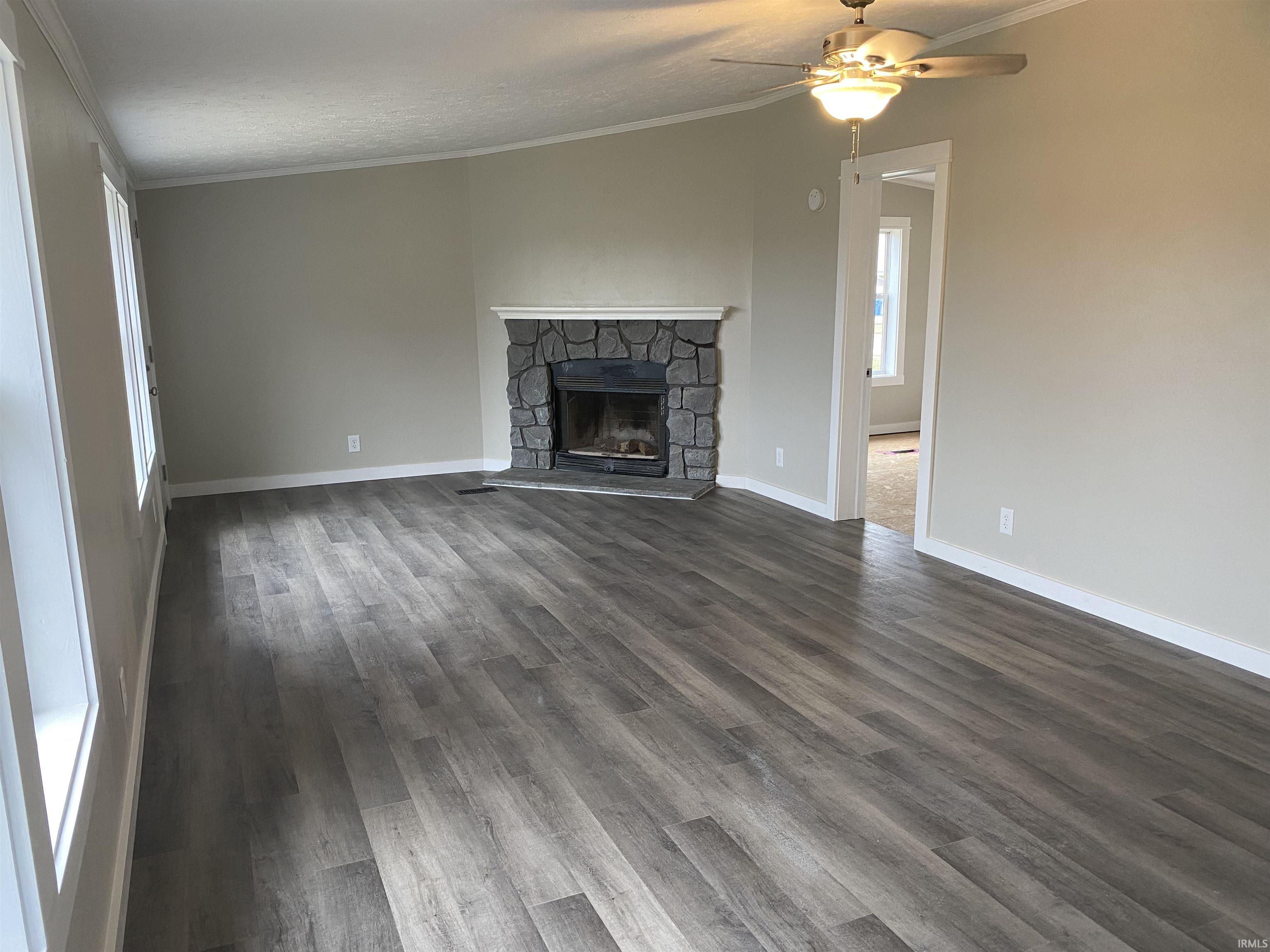 313 Weston