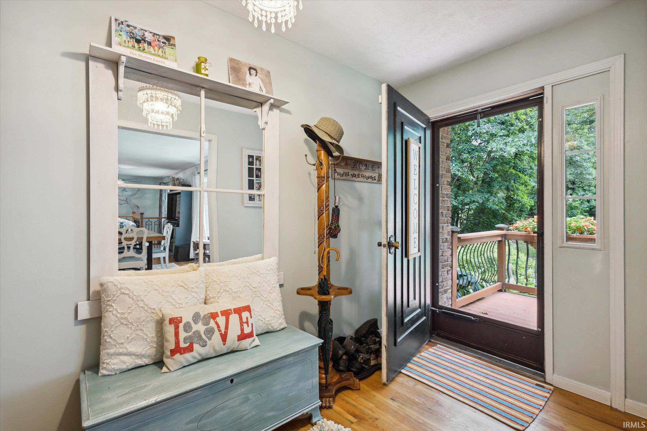 104 Woodview