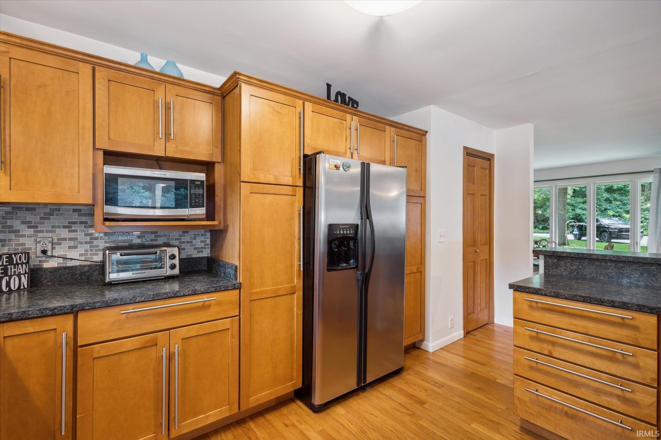 104 Woodview