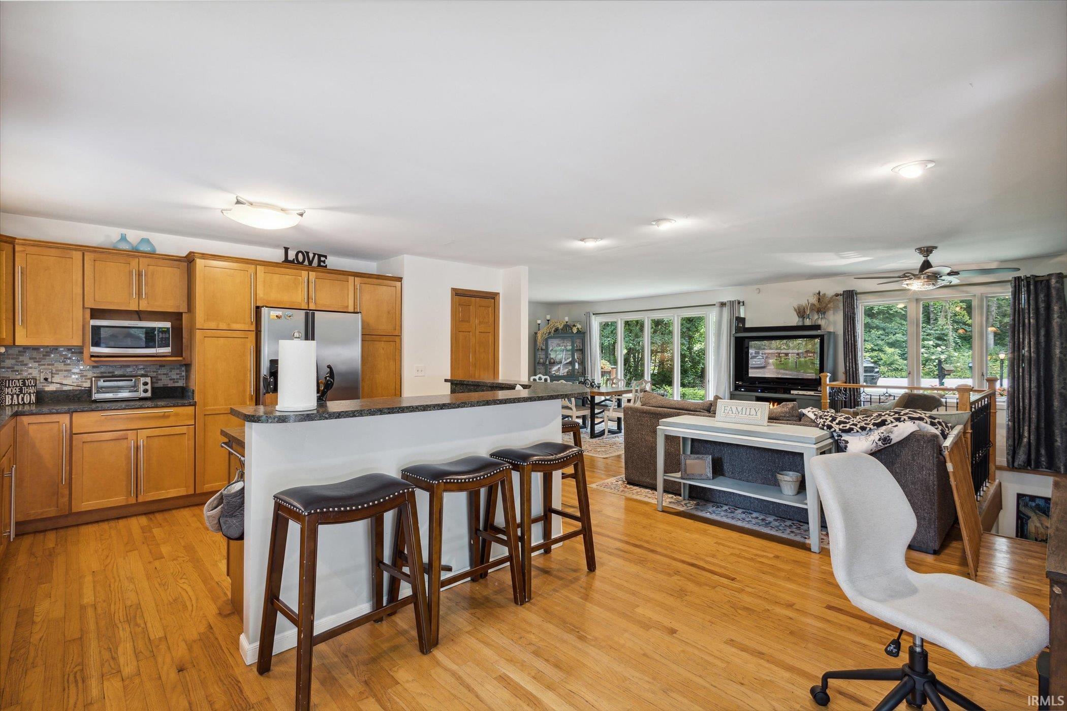 104 Woodview