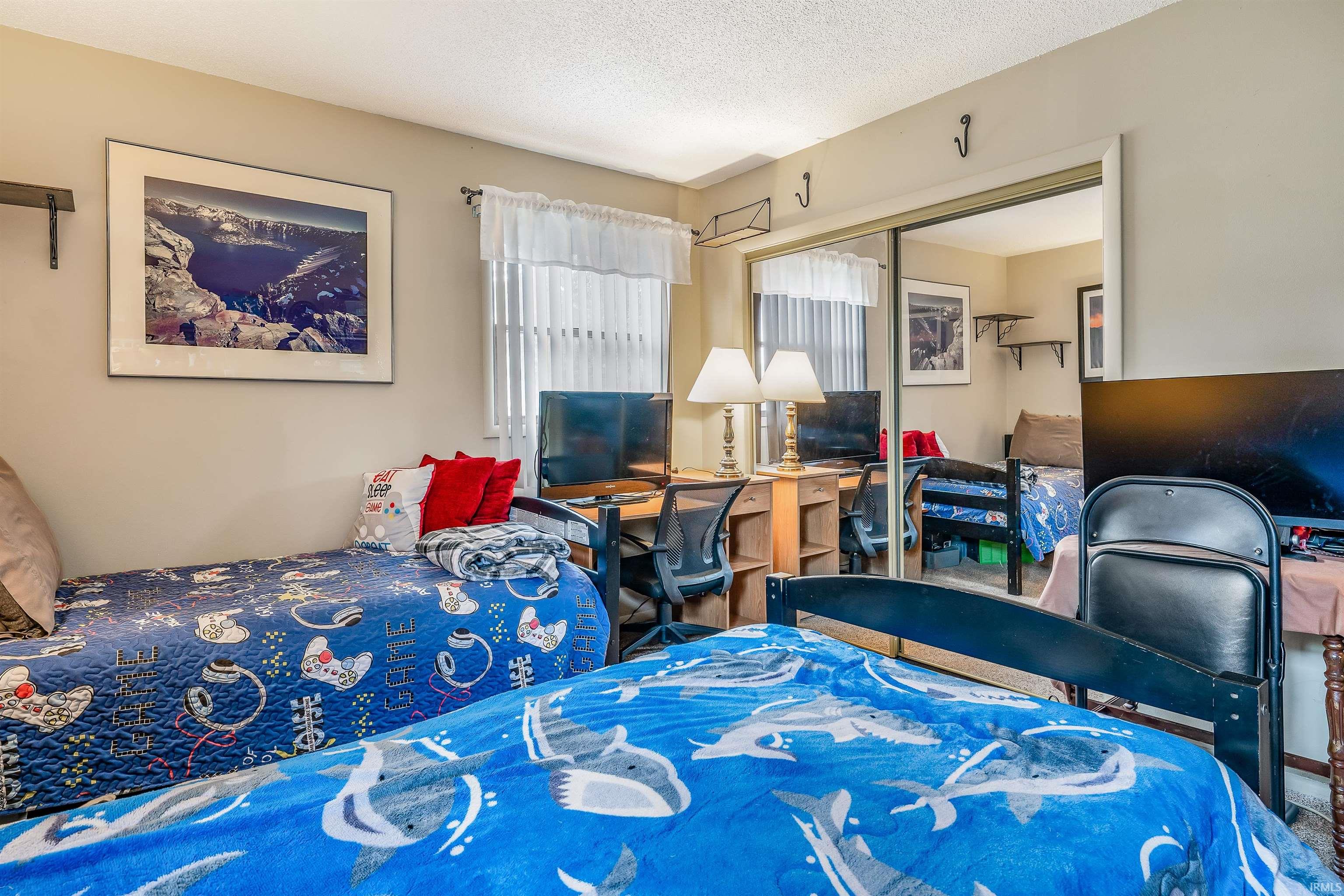 3702 Kirkfield