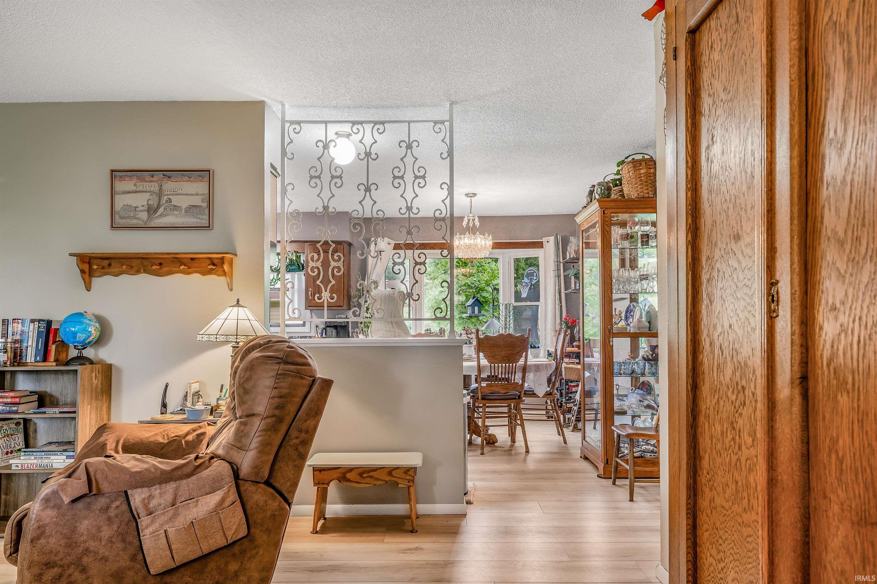 3702 Kirkfield