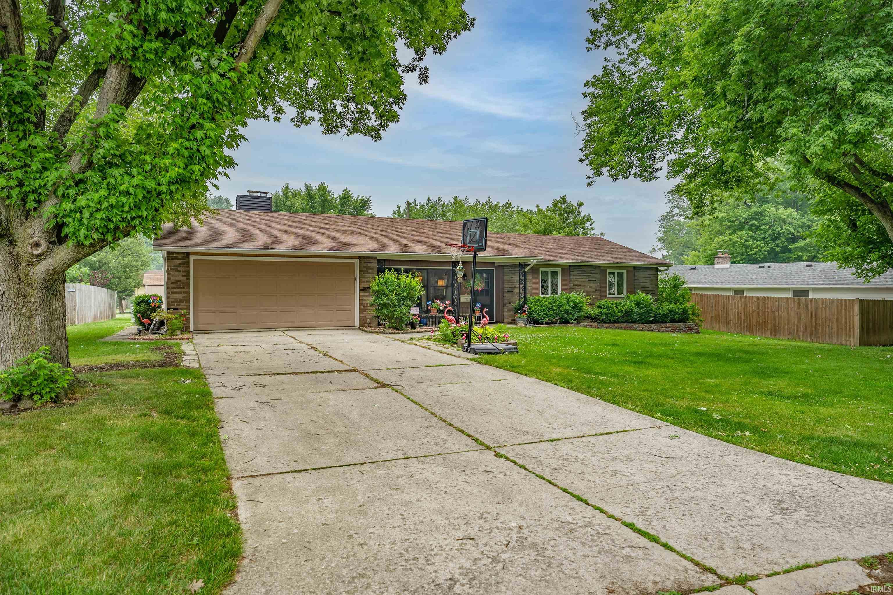 3702 Kirkfield