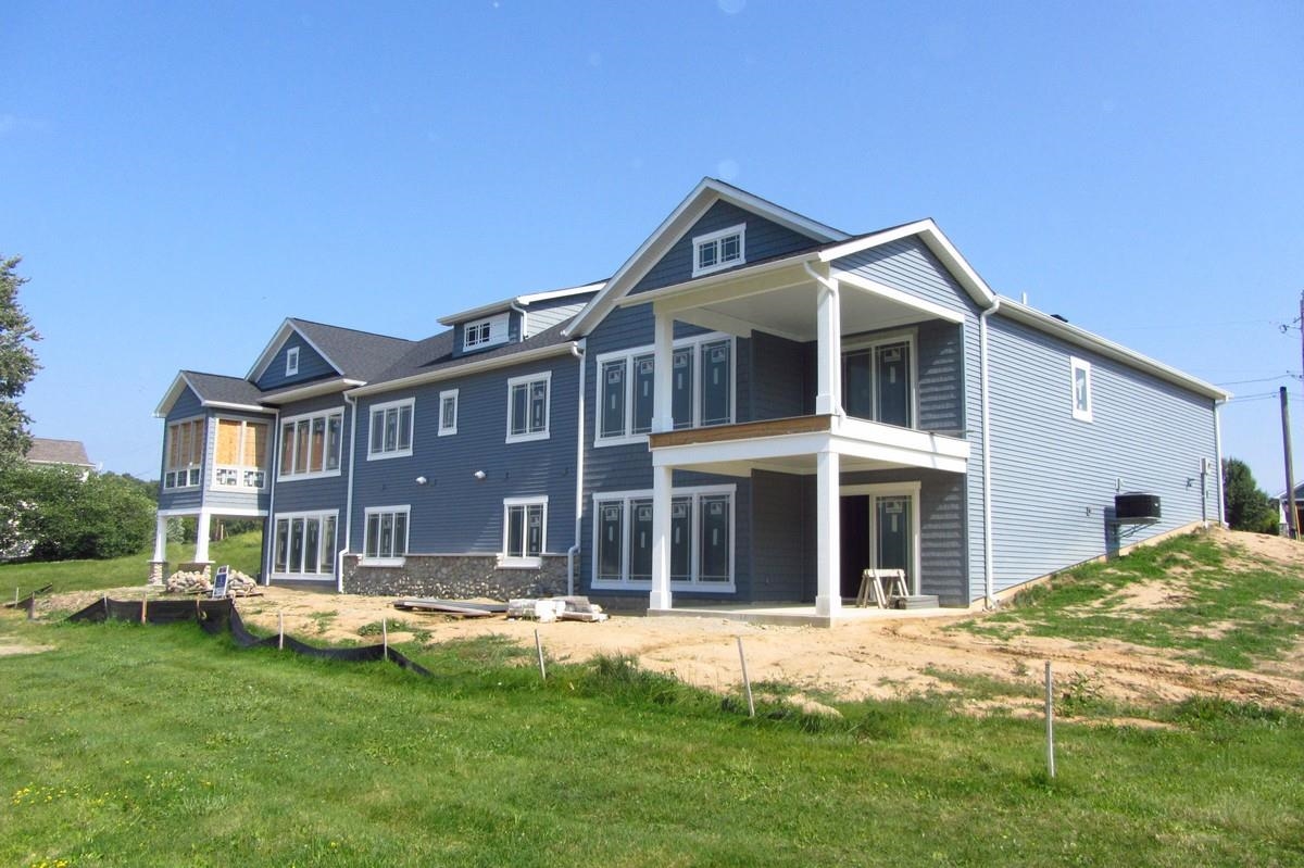 300 Lane 150 Hamilton Lk