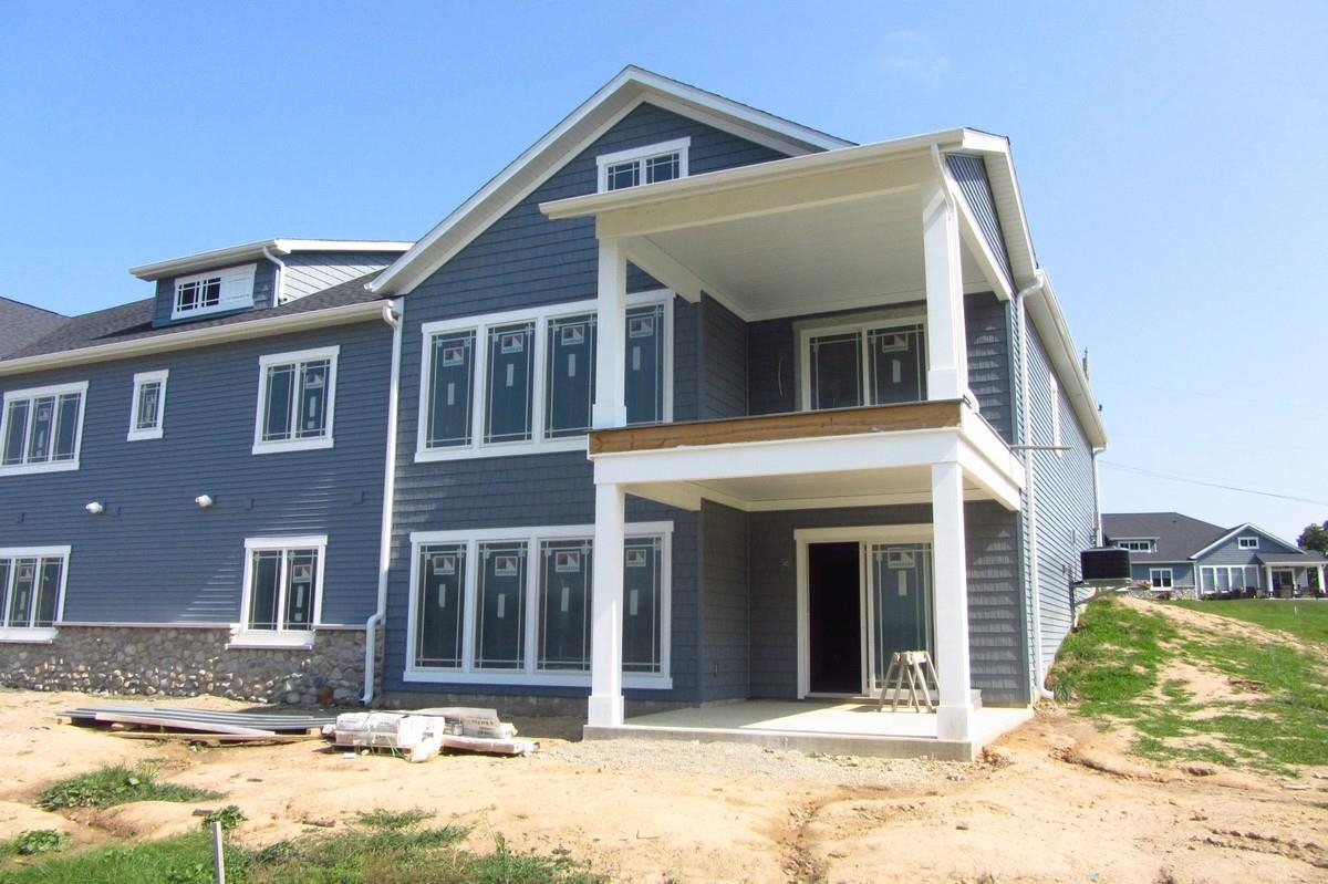 300 Lane 150 Hamilton Lk