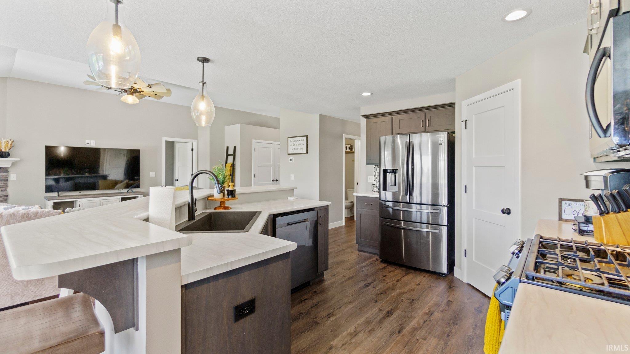 9250 Sage Hill