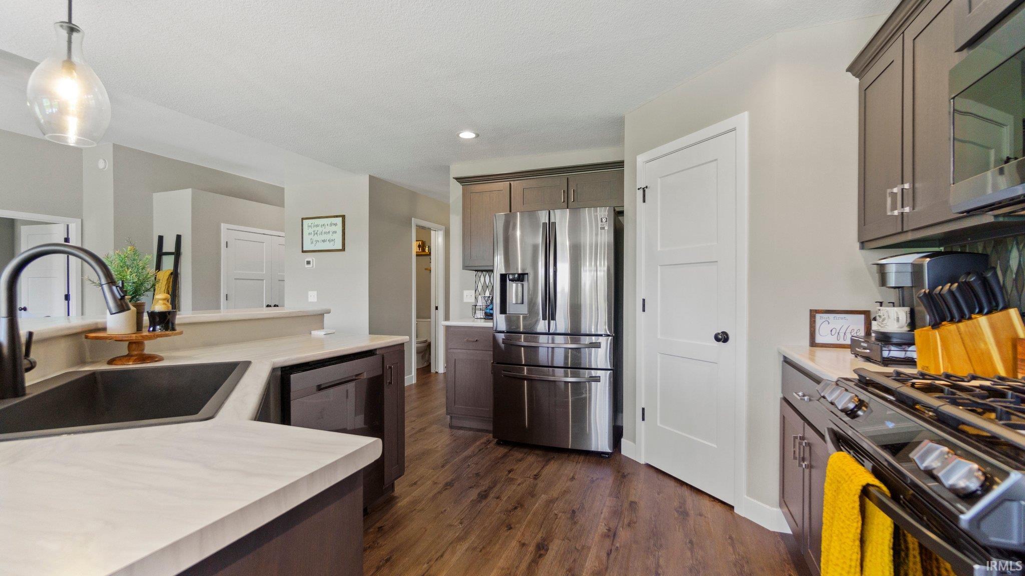 9250 Sage Hill