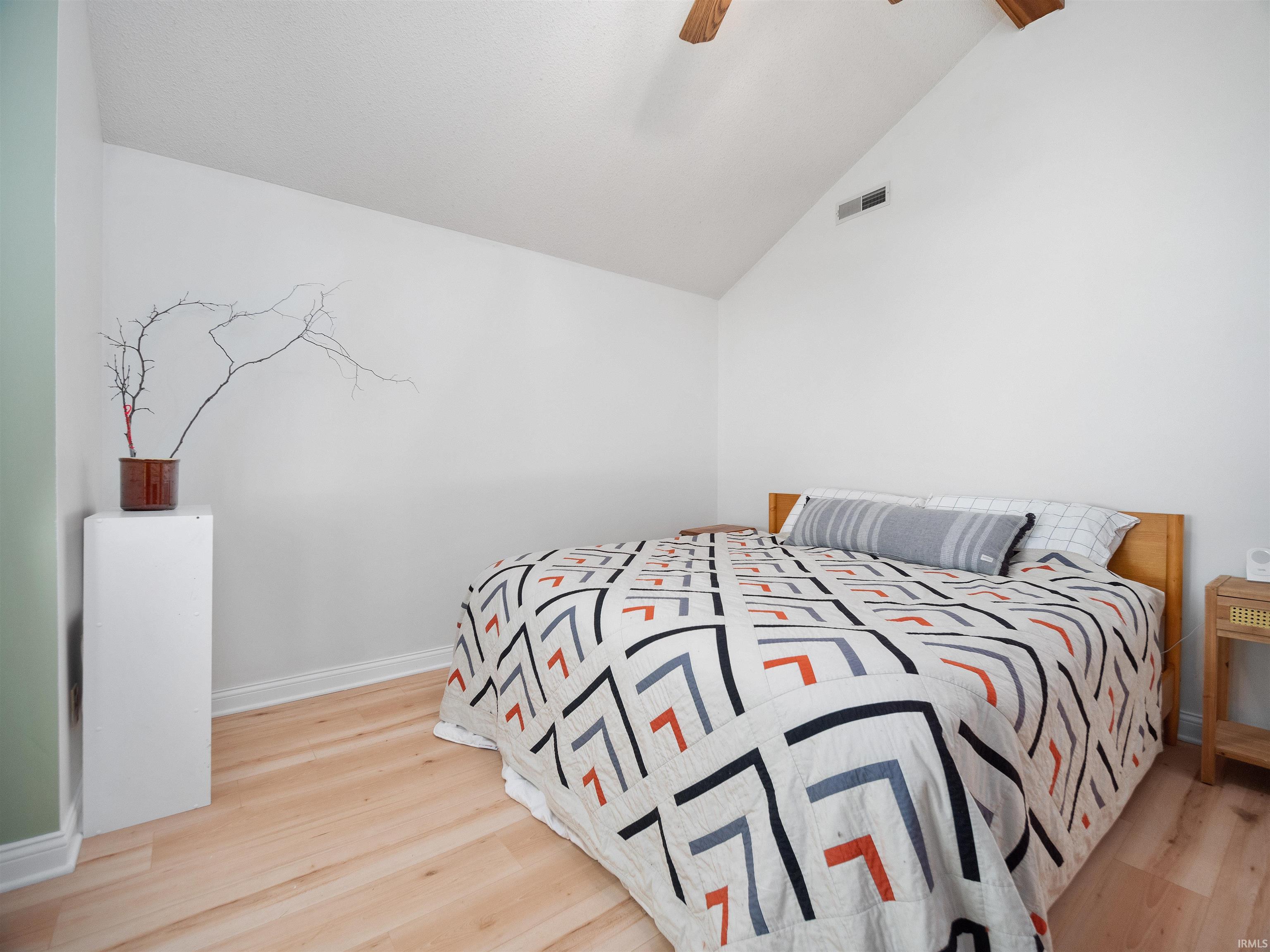 1004 Heartland