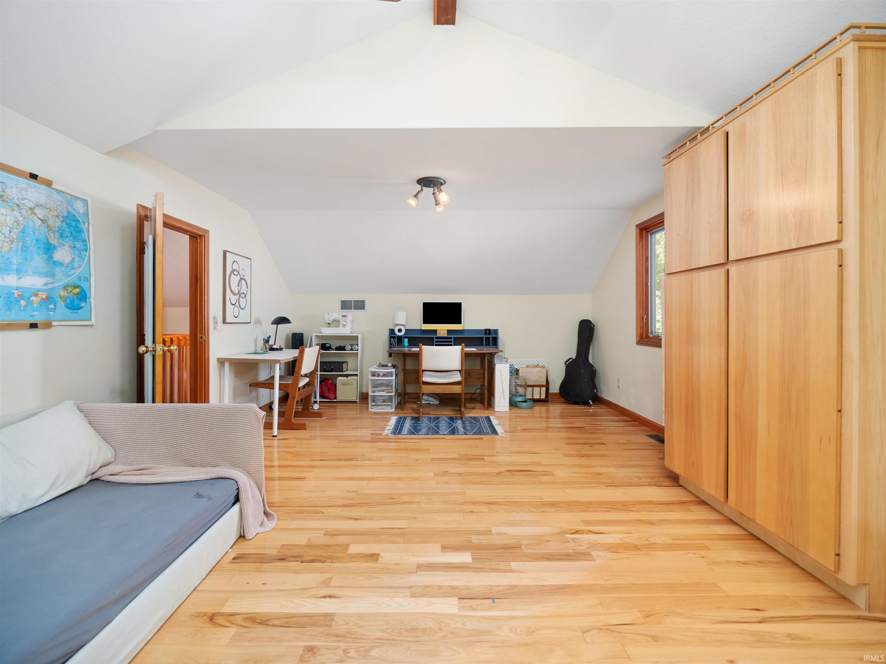 1004 Heartland