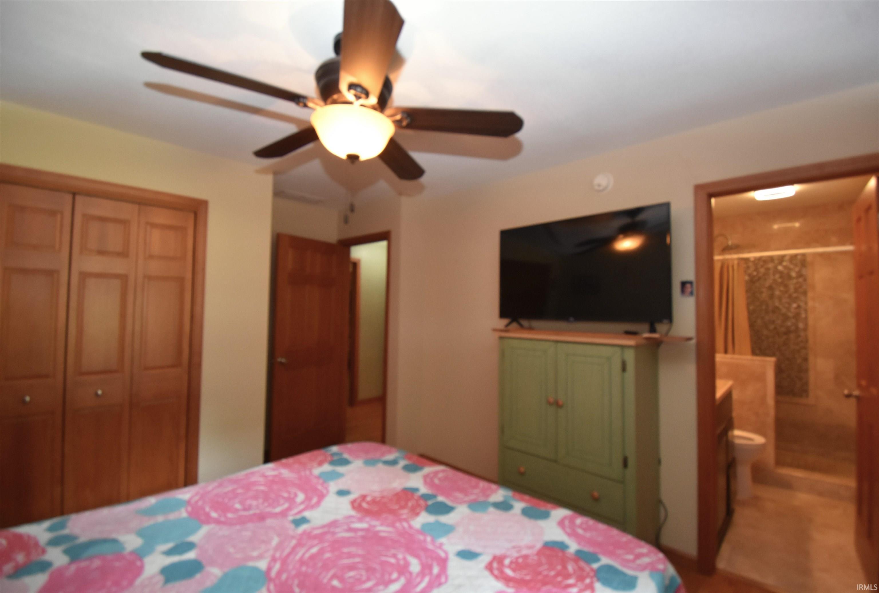 4676 250 West
