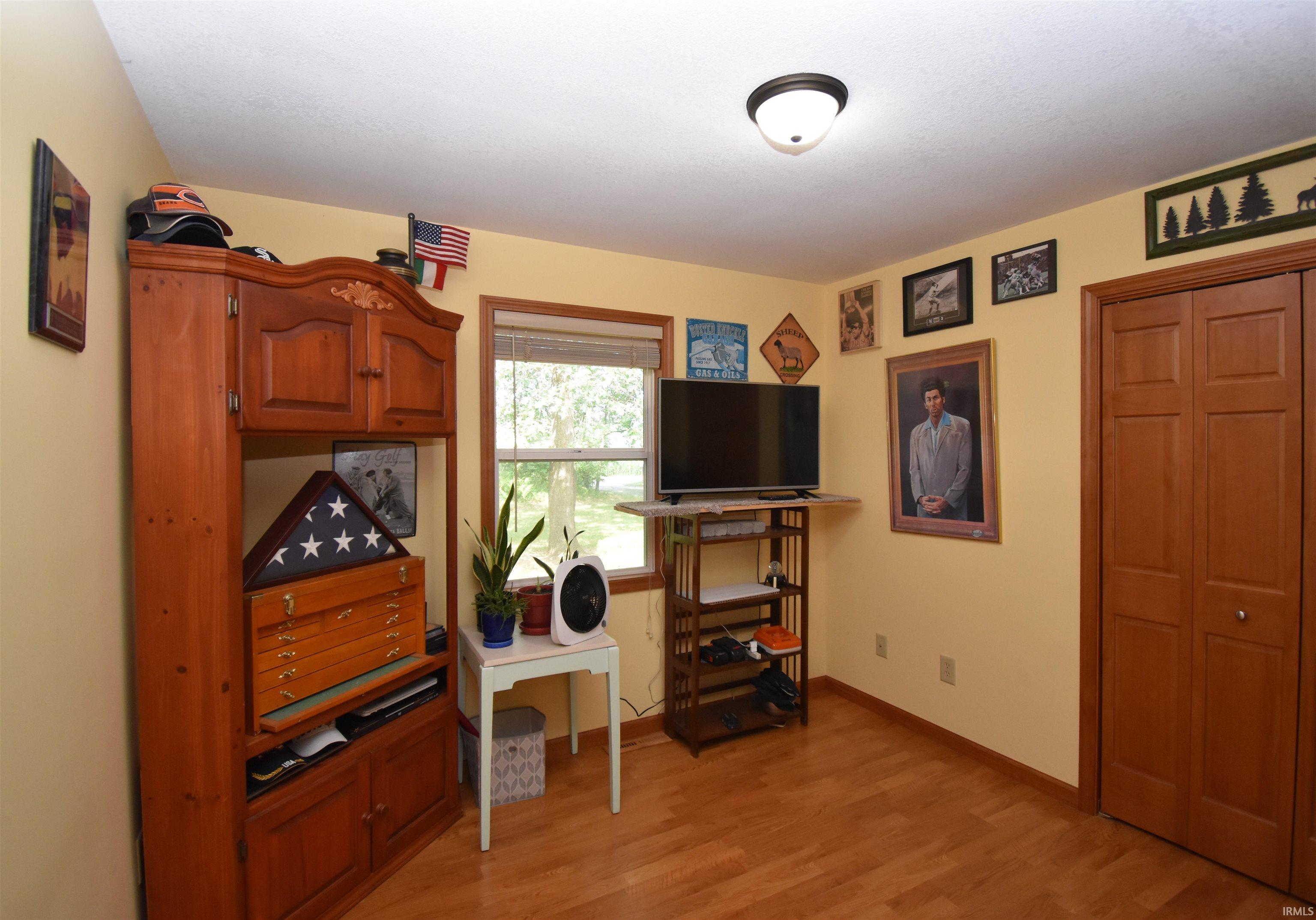 4676 250 West