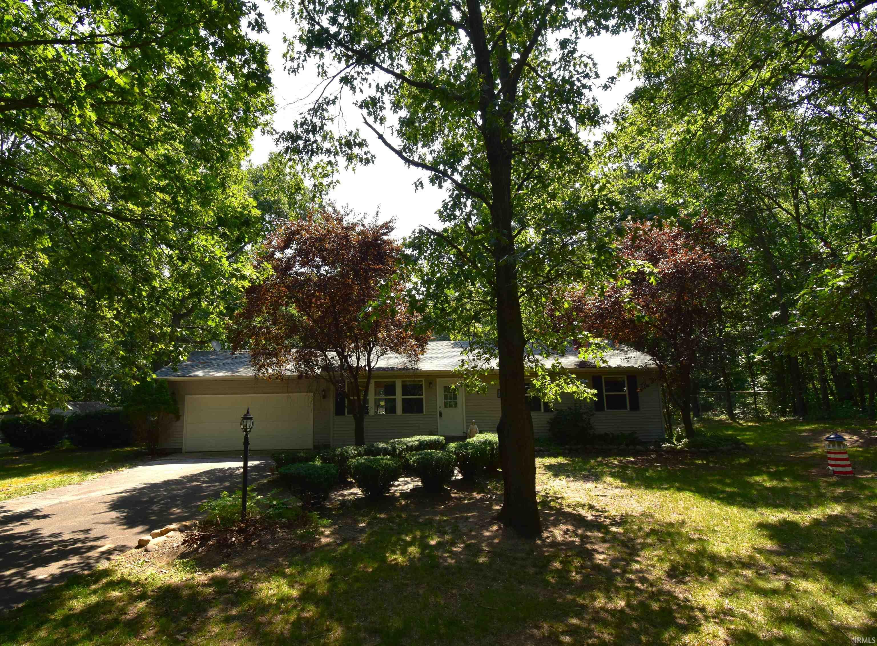 4676 250 West
