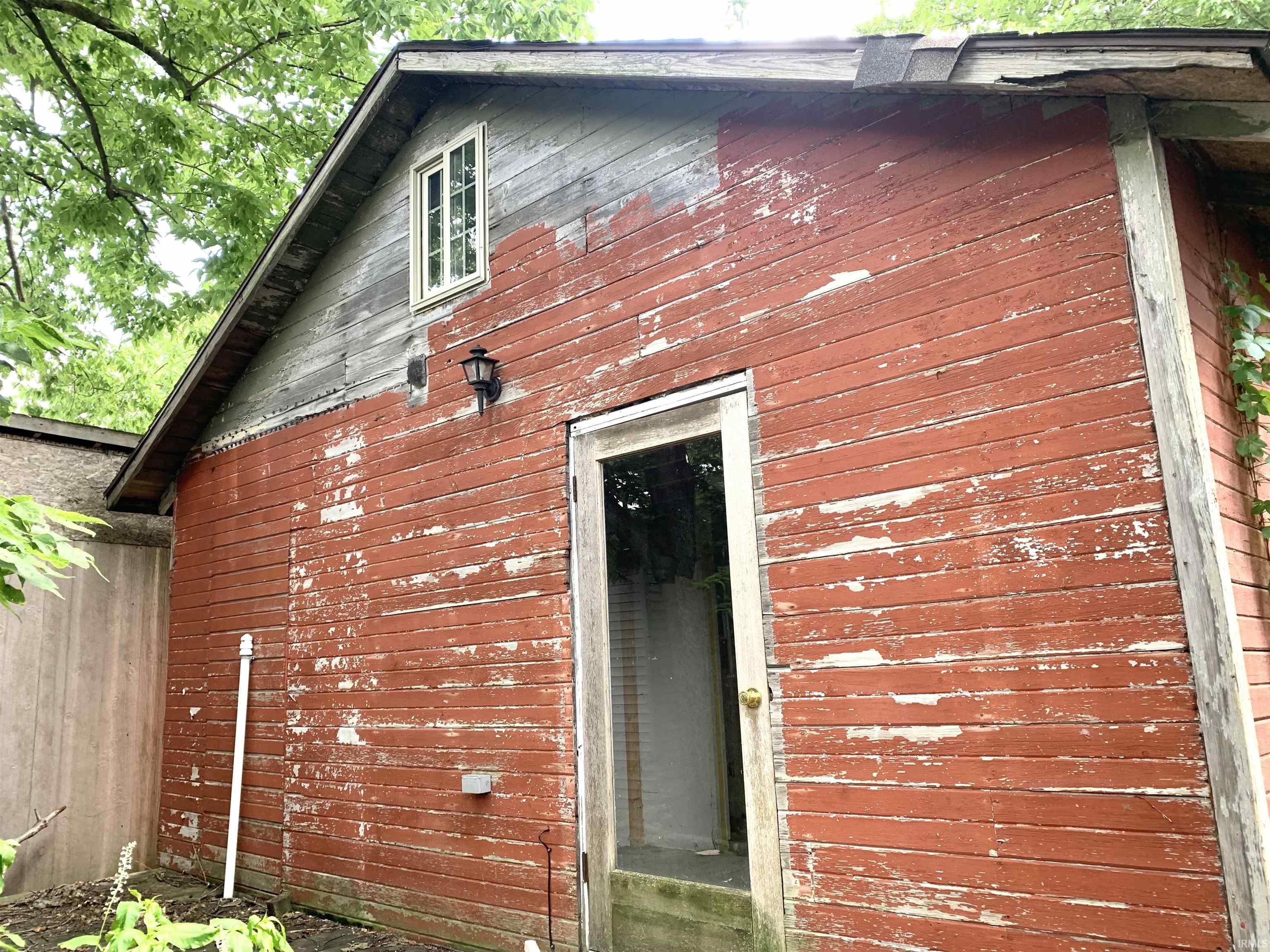 811 Roosevelt