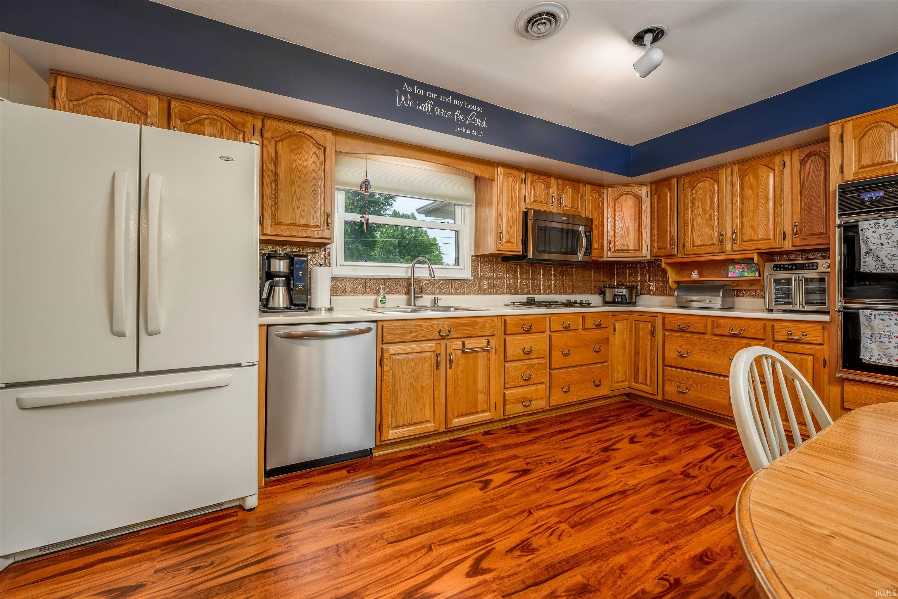 4615 Hartford