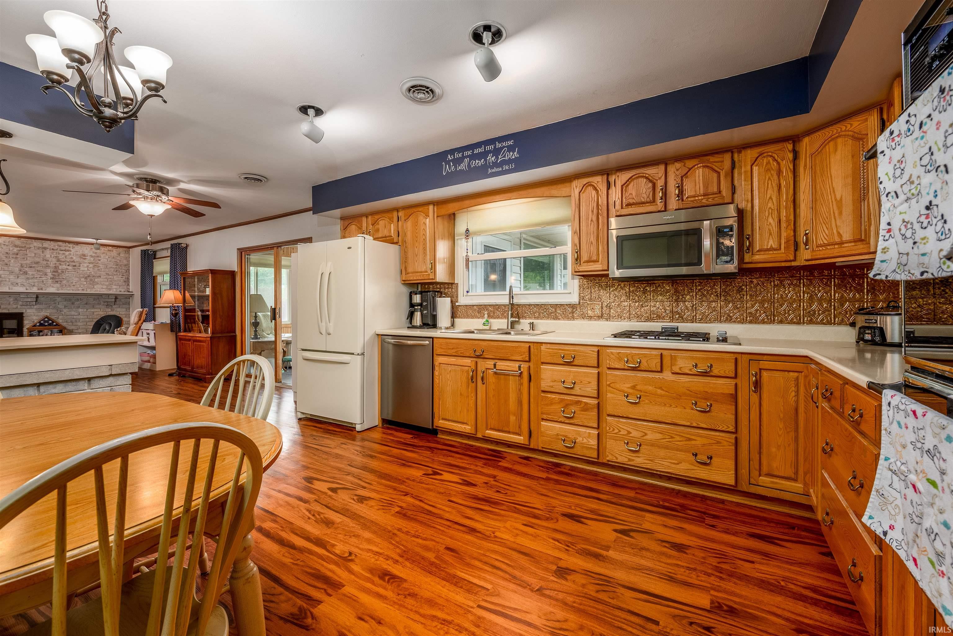 4615 Hartford