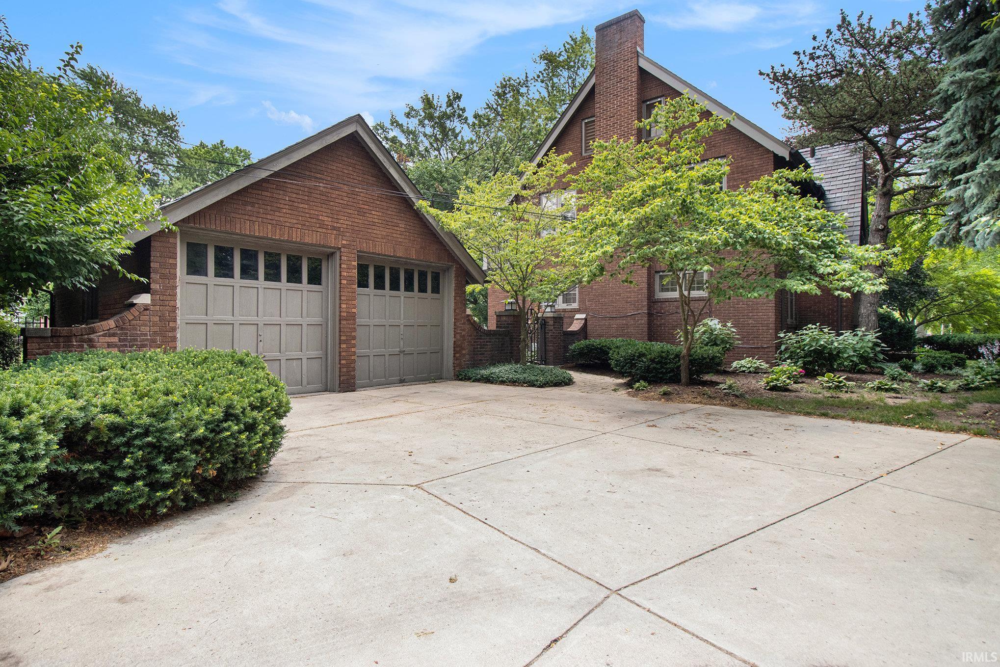 1501 Wayne