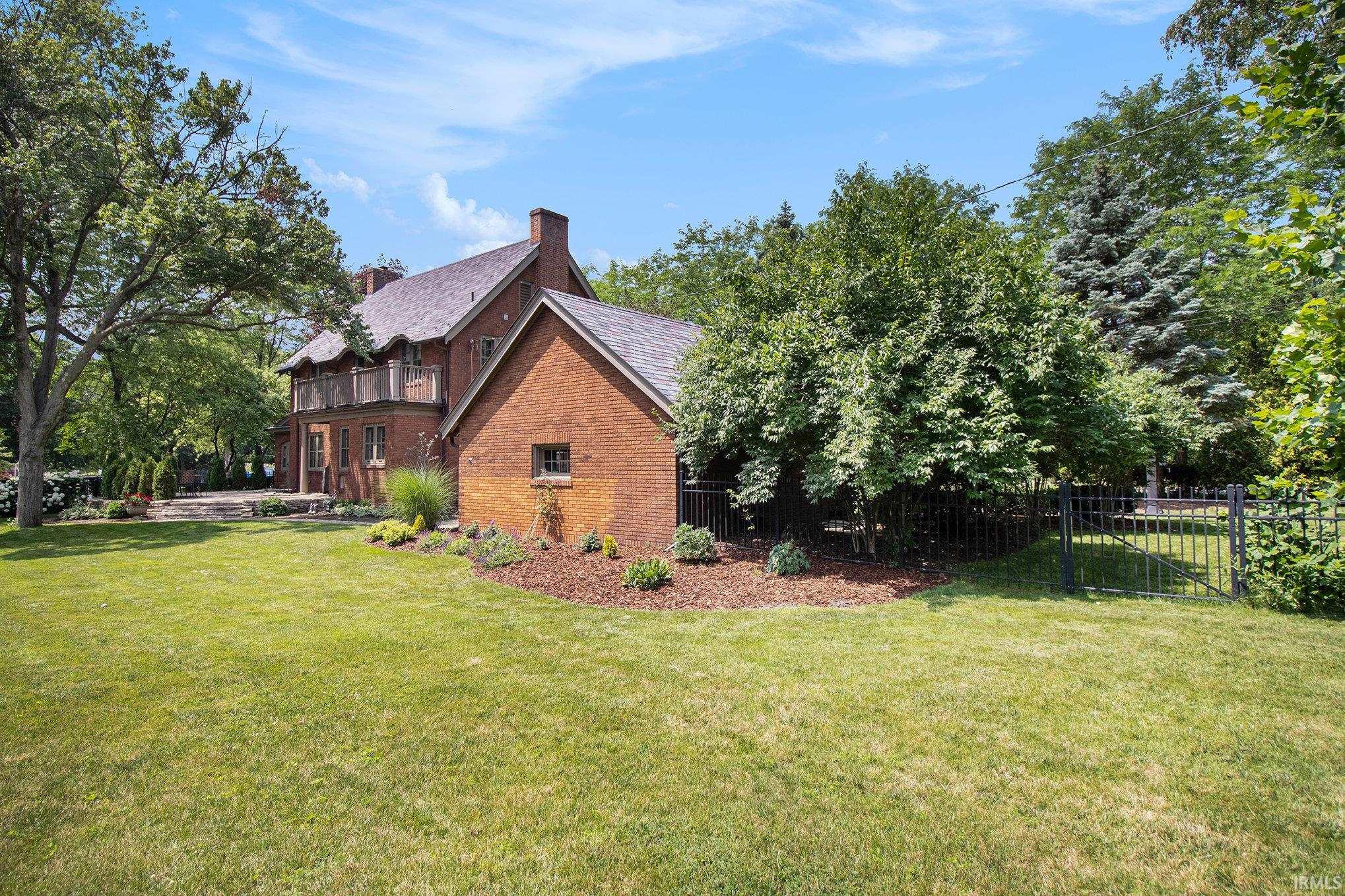 1501 Wayne