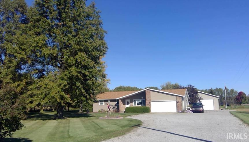 7415 Maples