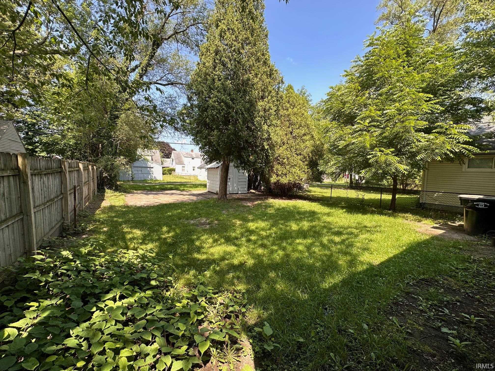 1329 Fremont