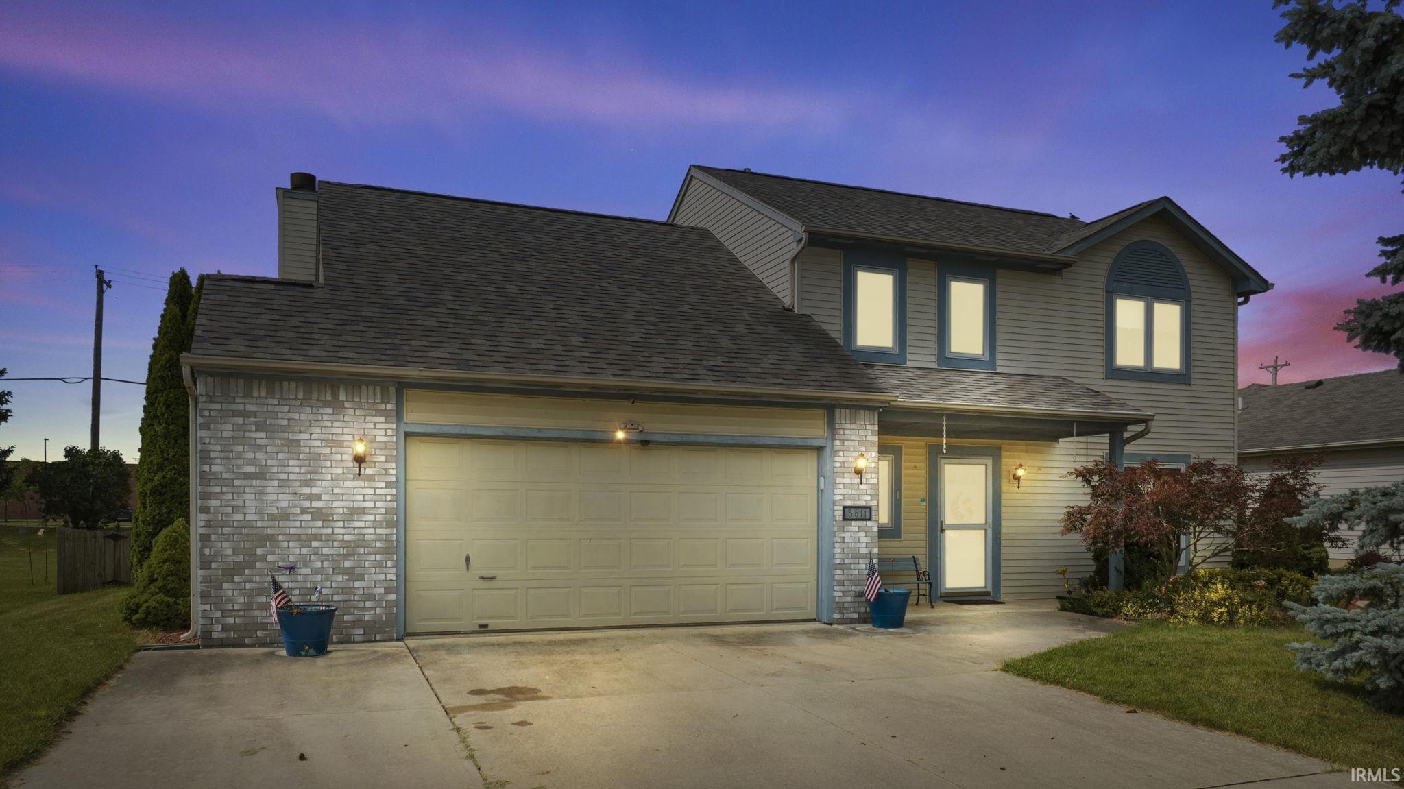 3611 Winding River