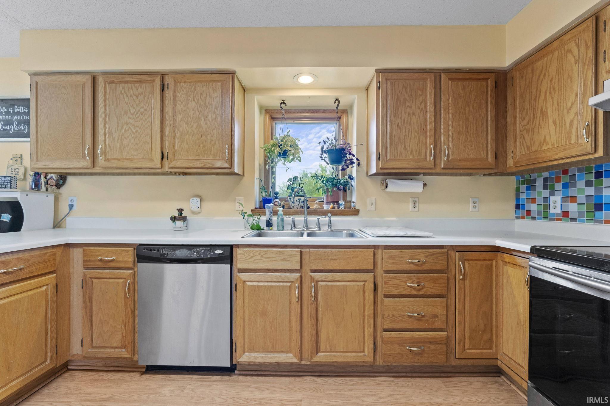 3611 Winding River