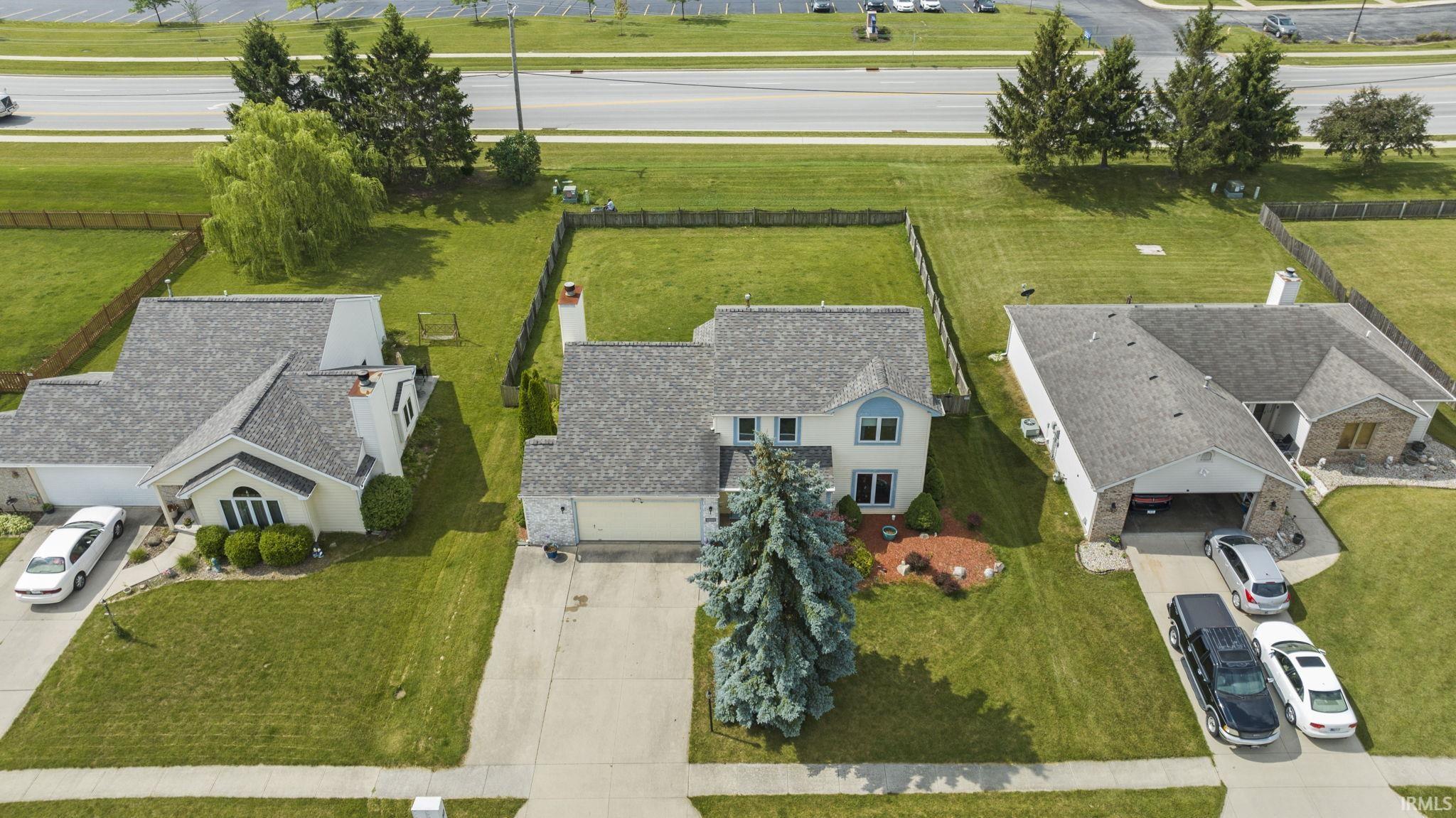 3611 Winding River