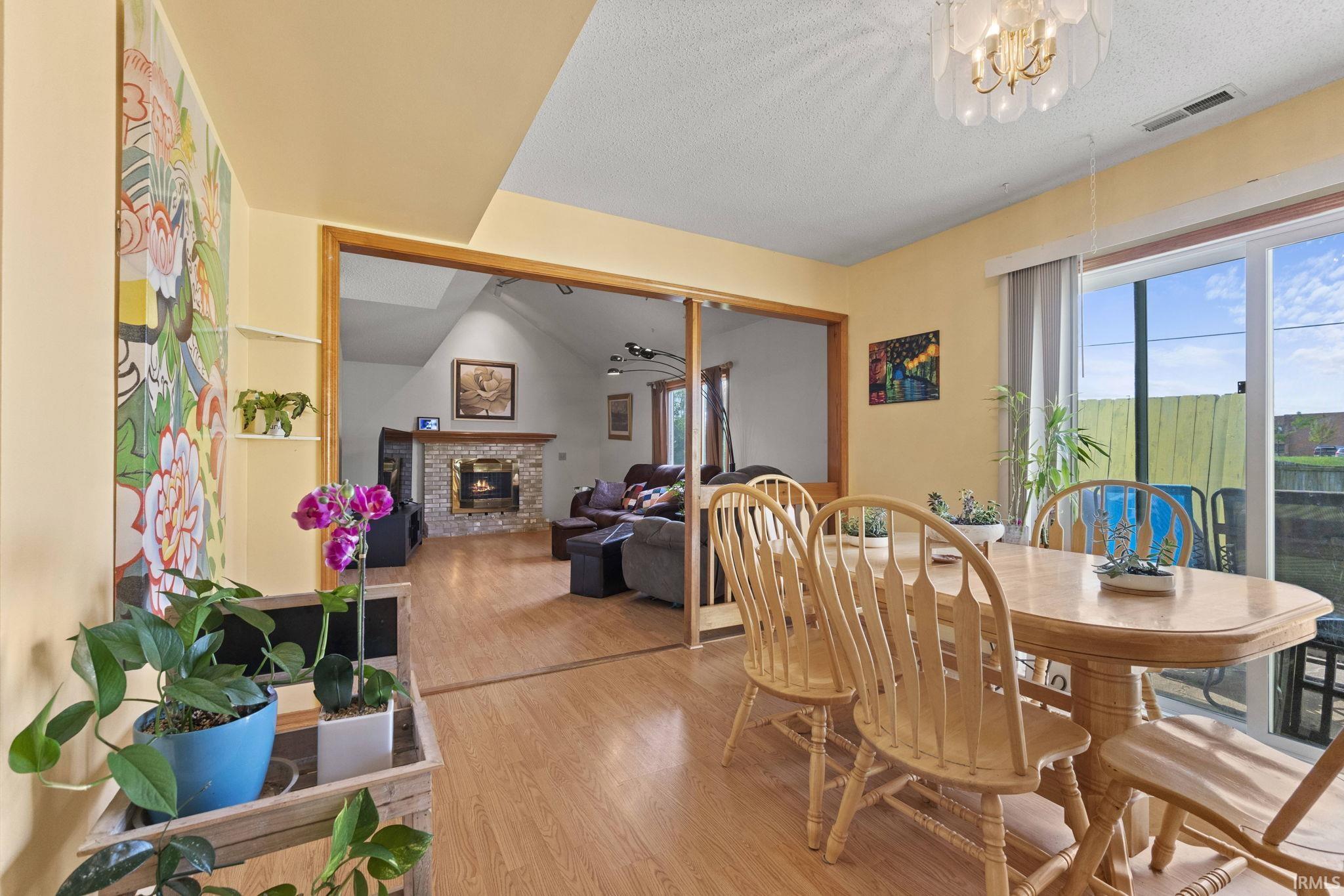 3611 Winding River