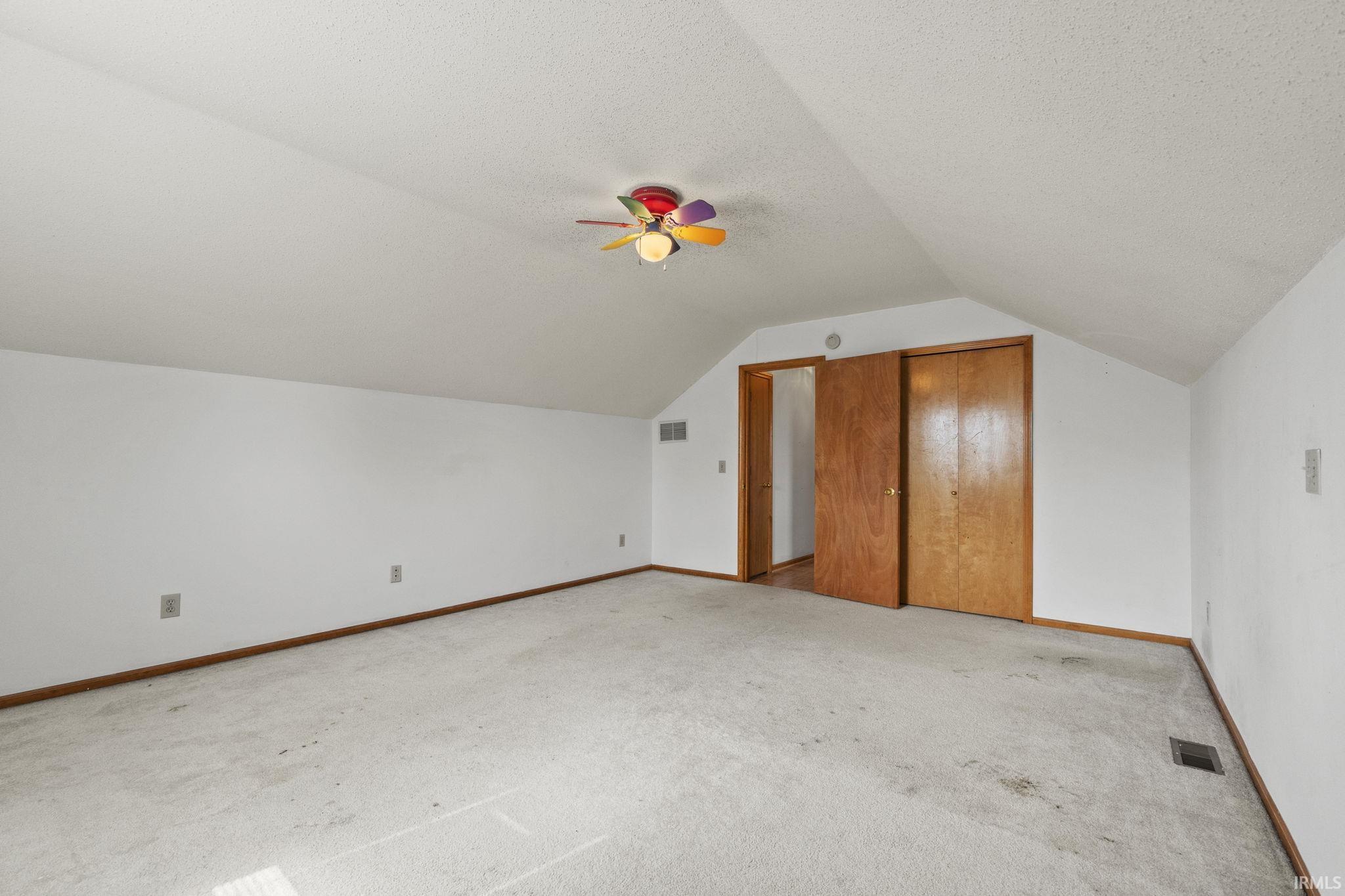 3611 Winding River